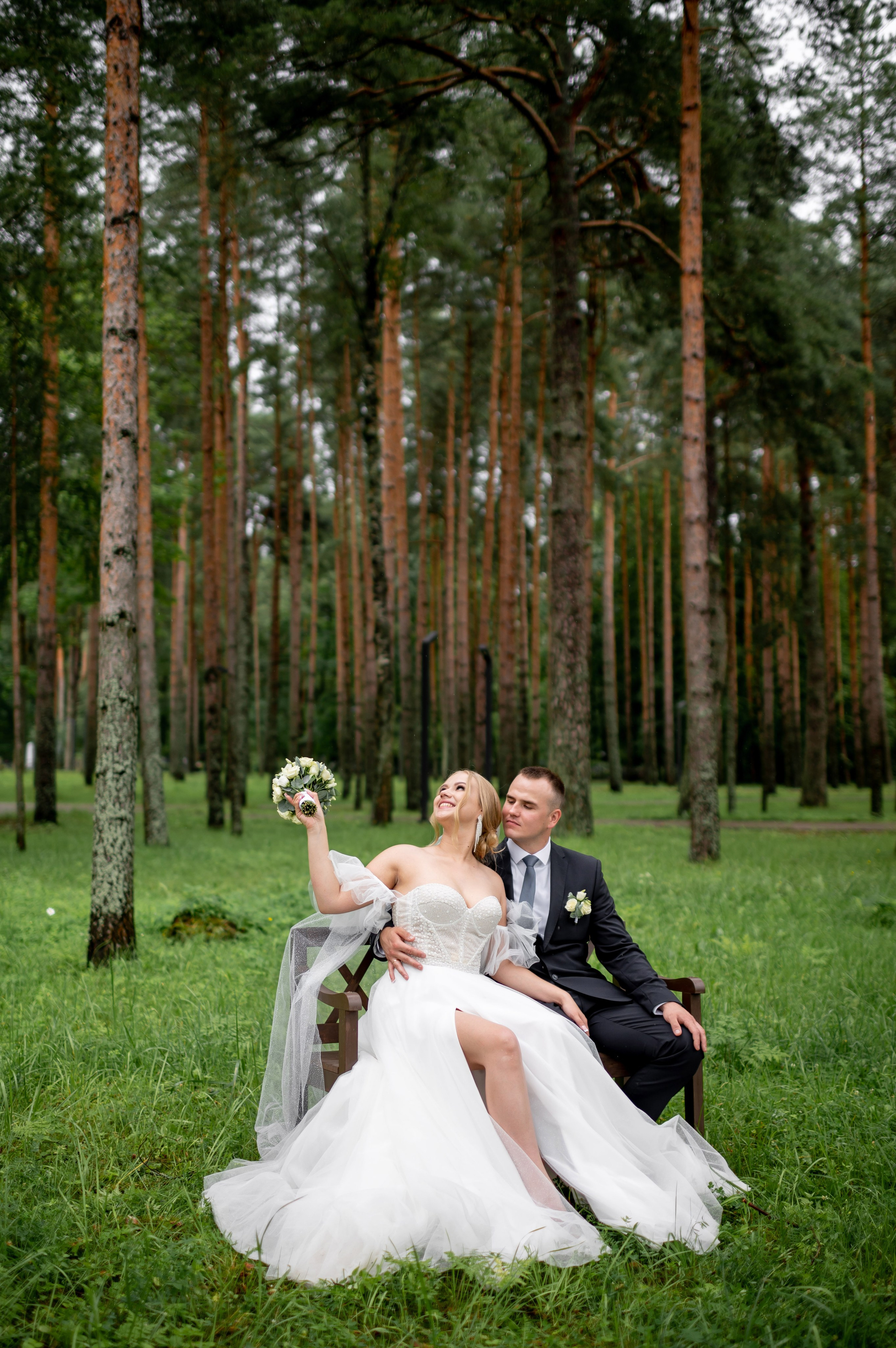 Ксения и Владислав (фотосессия в ЗАГСе и парке города Кингисеппа). Портретный, семейный и свадебный фотограф в Санкт-Петербурге и в Пушкине Ширяев Денис