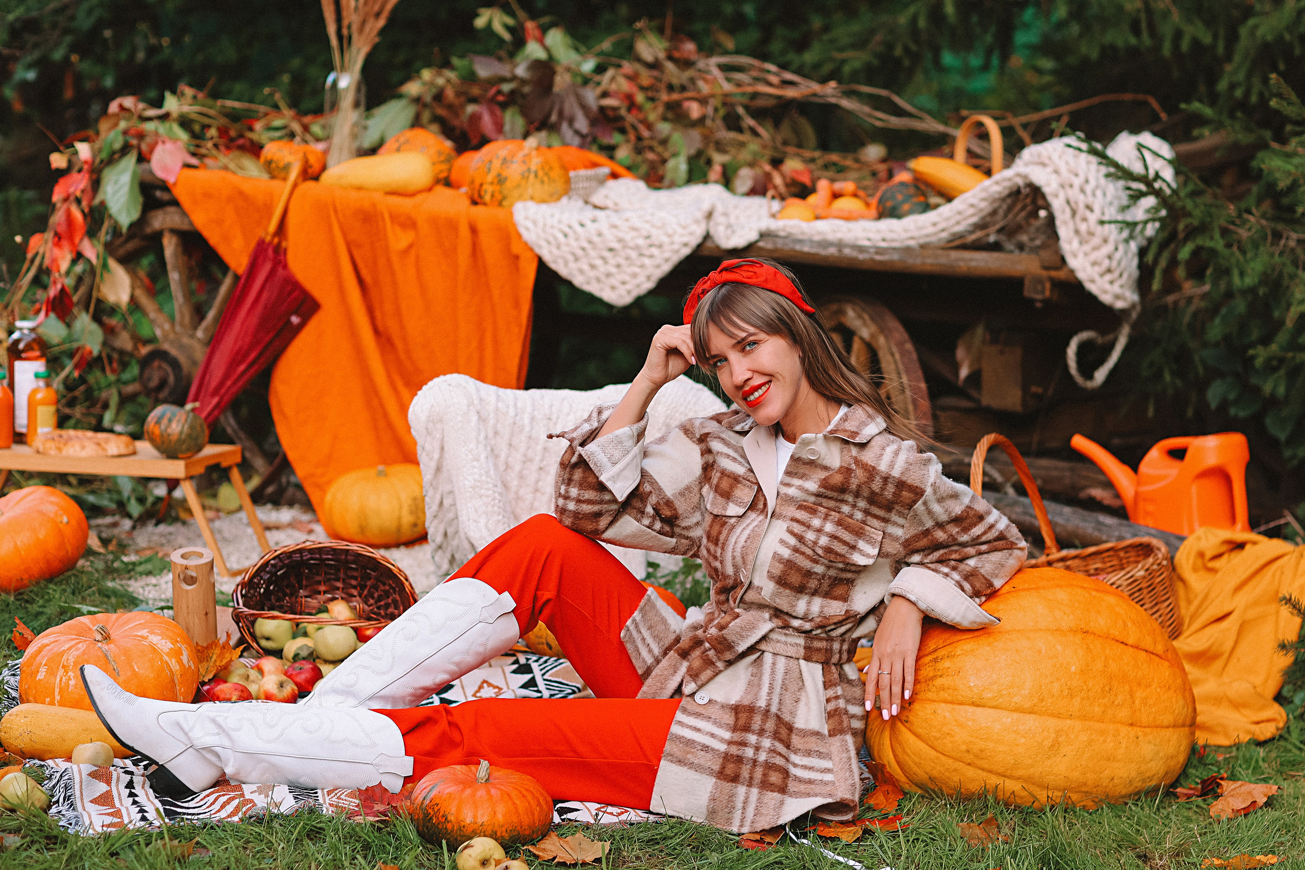 Тыквы. Семейный фотограф Тюмень, фотограф на роды Салмина Мария