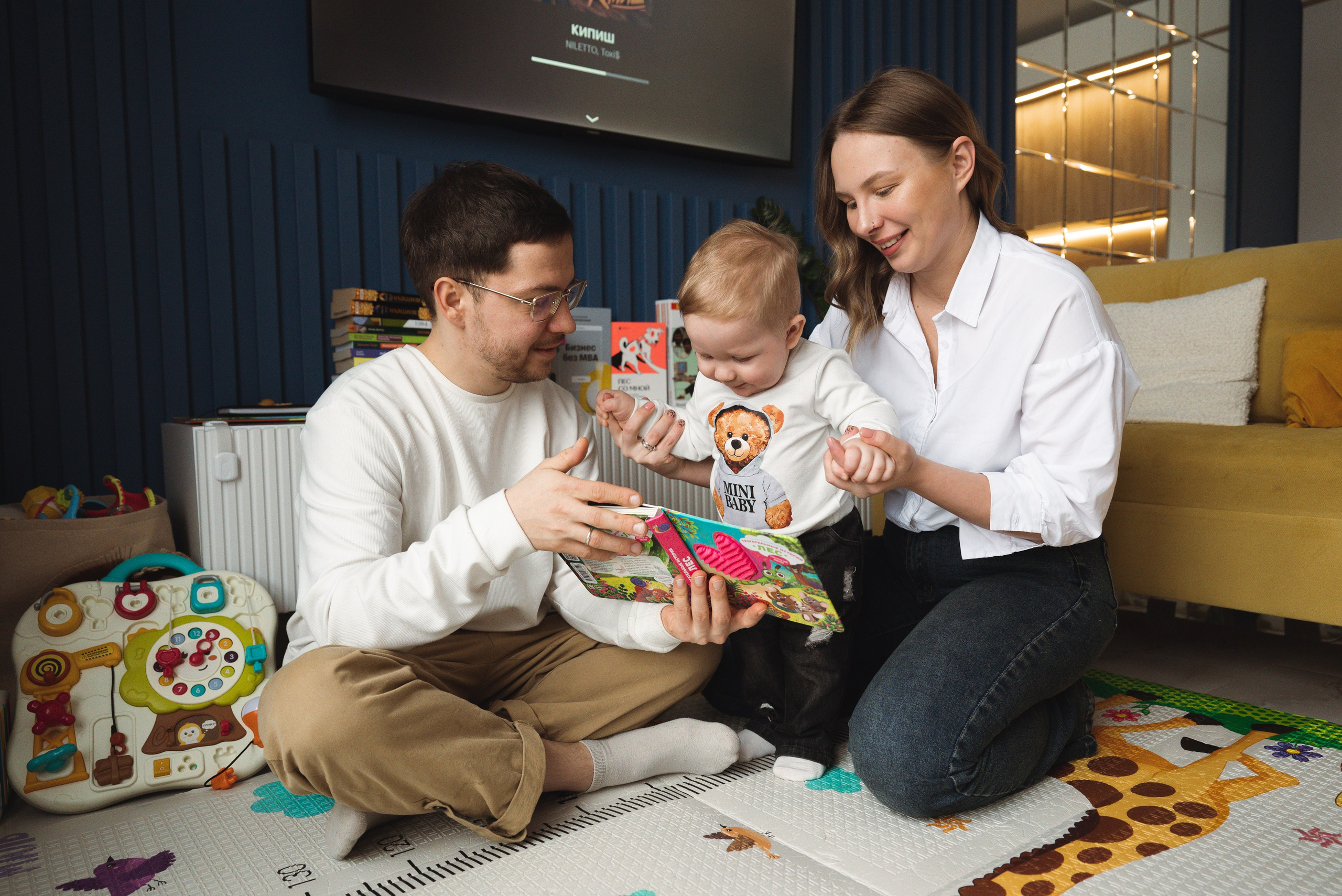 Дима и Лера. Фотограф Москва Настя Профотовна. Репортажные, свадебные и контент фотосессии