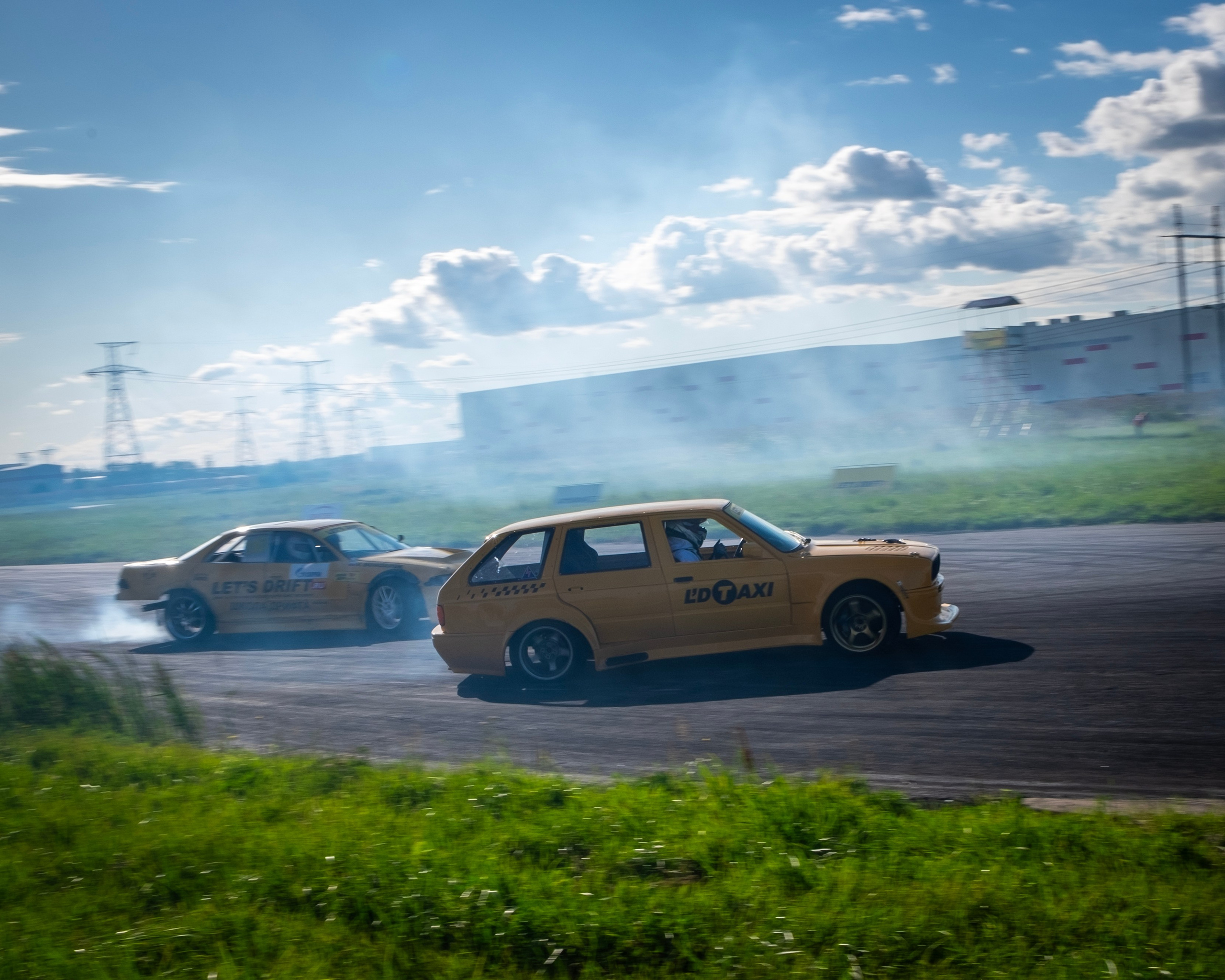 AUTODROM FEST. Автомобильные фотографии и рисунки в Санкт-Петербурги Пашков Дмитрий