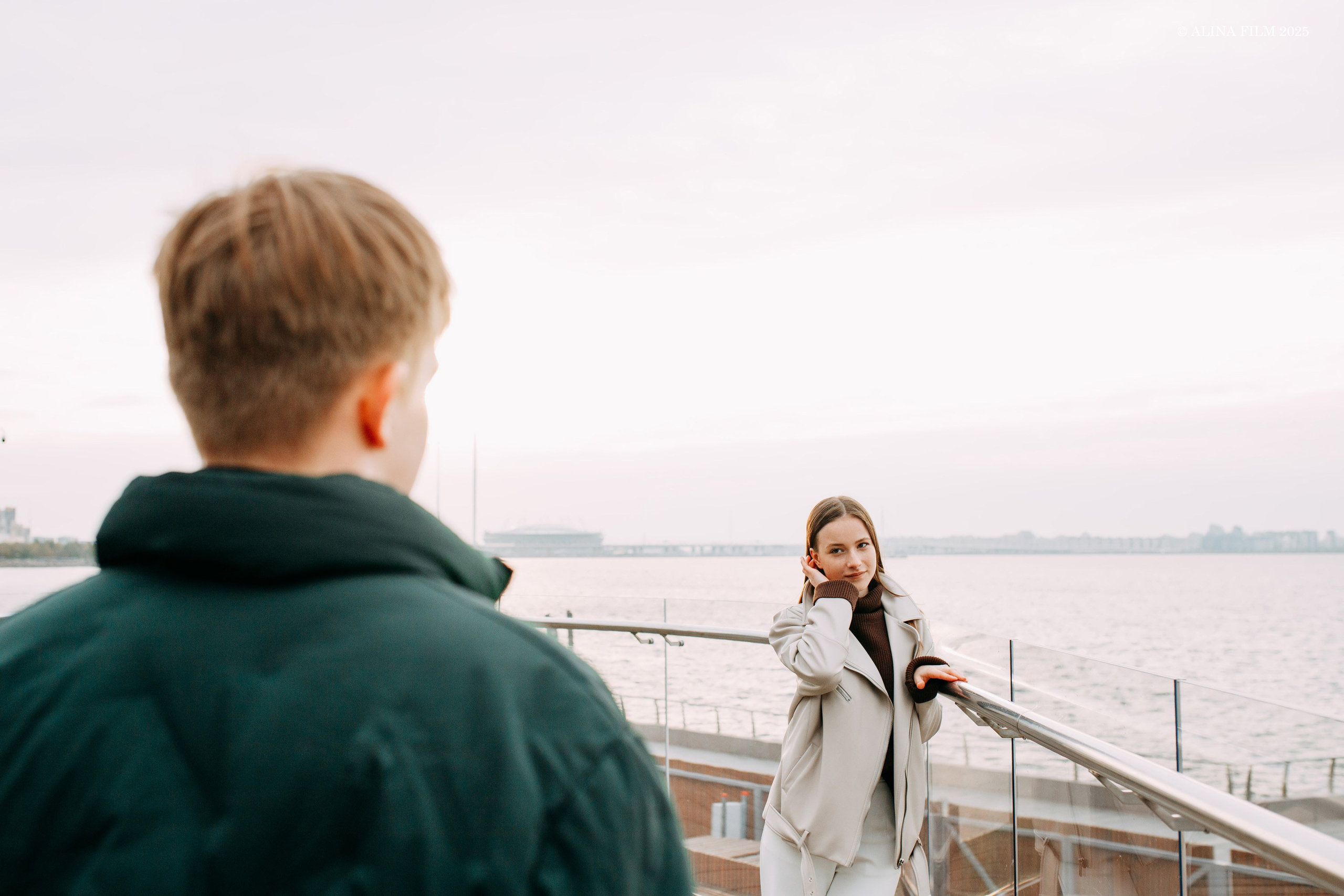 Фотосессия у Лахты (лавстори). Фотограф в Санкт-Петербурге Alina Film