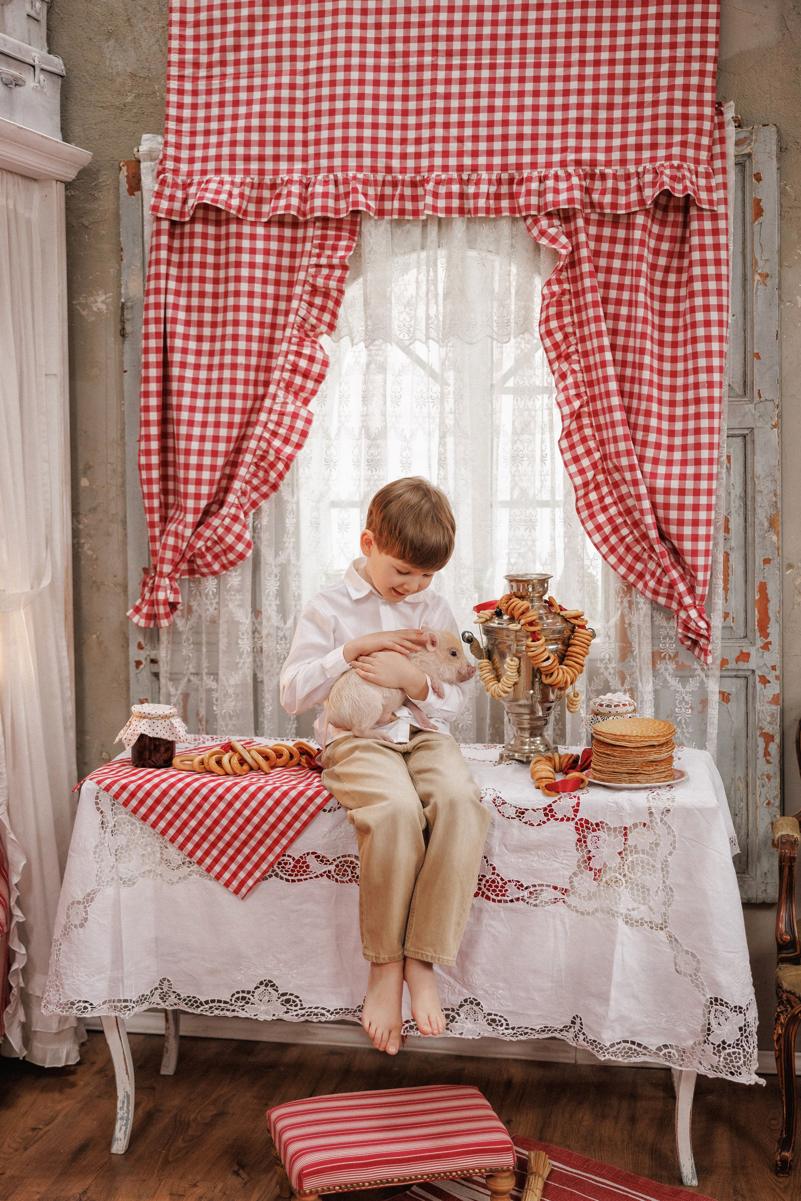 Фотосессия в Русском стиле «Масленица», в фотостудии Ольги Сурухановой, город Краснодар. Семейный и детский фотограф в Краснодаре Анна Трашкова