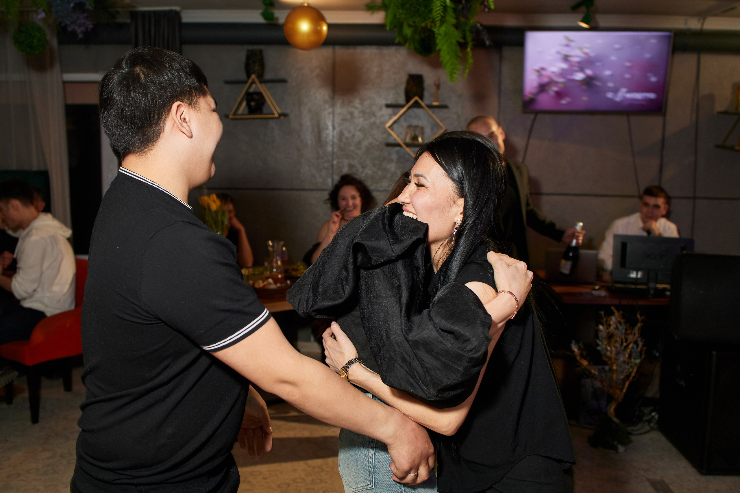 MAXIM & DAMIR | FOREST BAR | 8 МАРТА! 2-й вечер. Главная