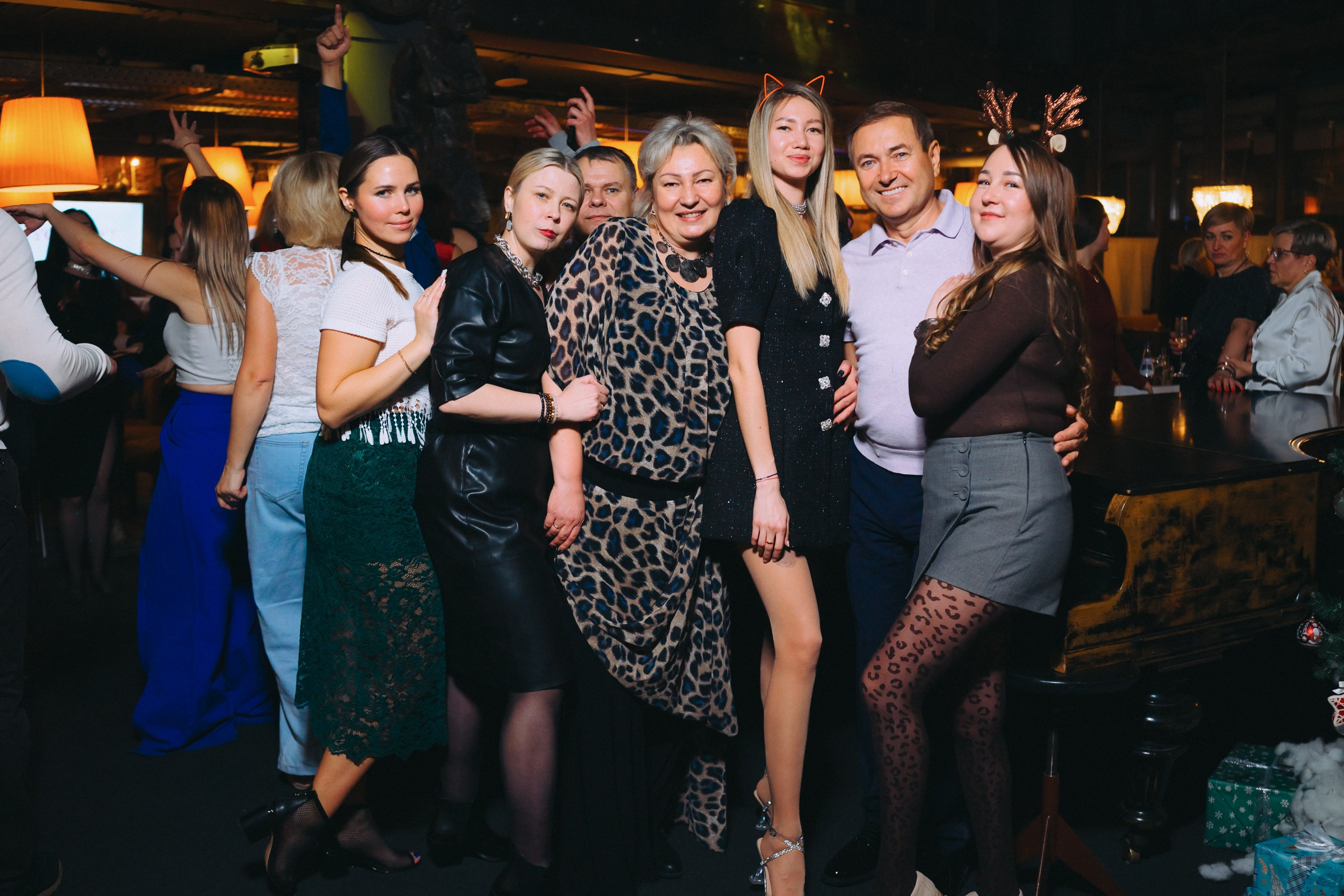 Корпоративы (сборник). Komonev