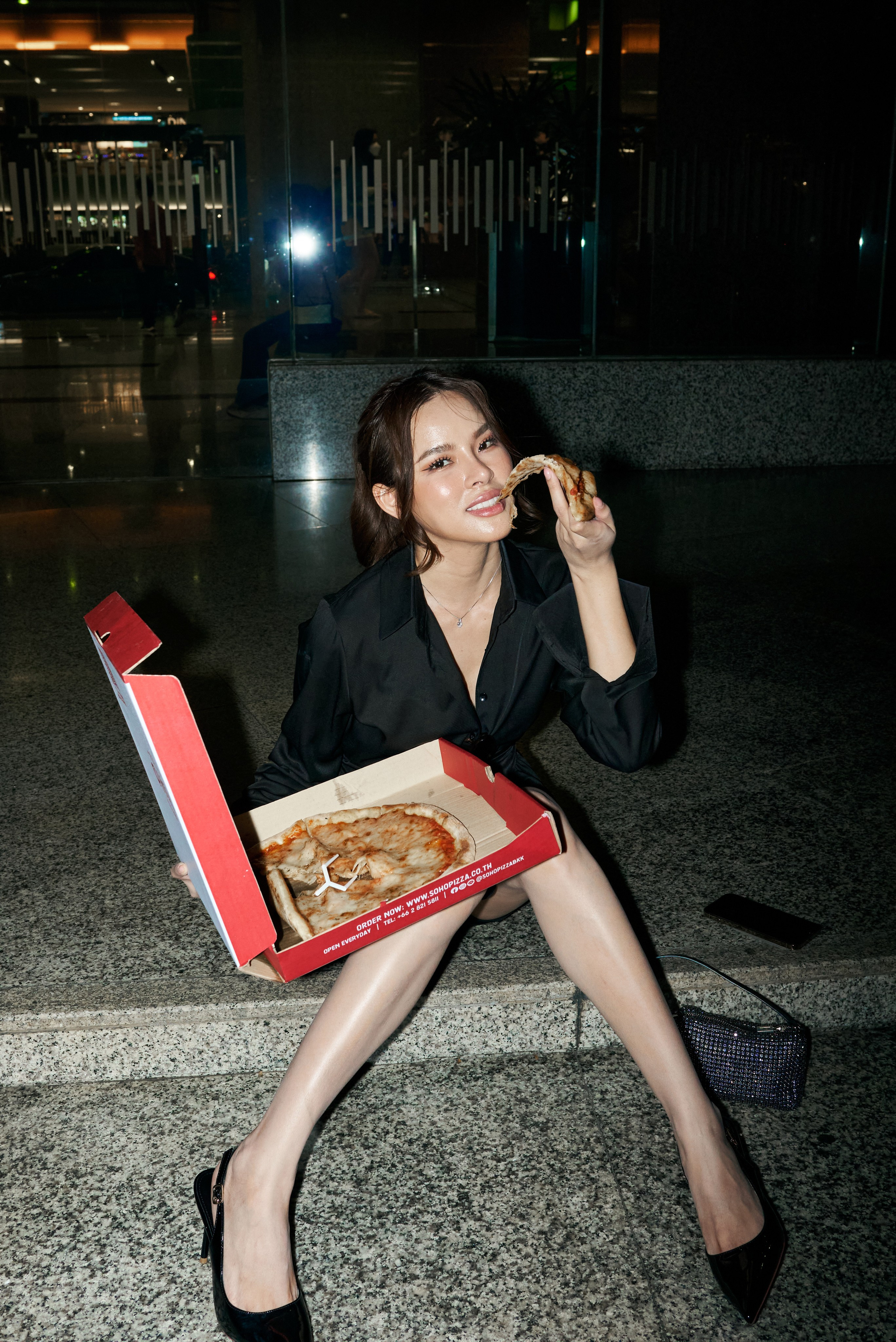 Pizza with Warunya. Photographer Bangkok — Pattaya | фотограф Бангкок — Паттайа