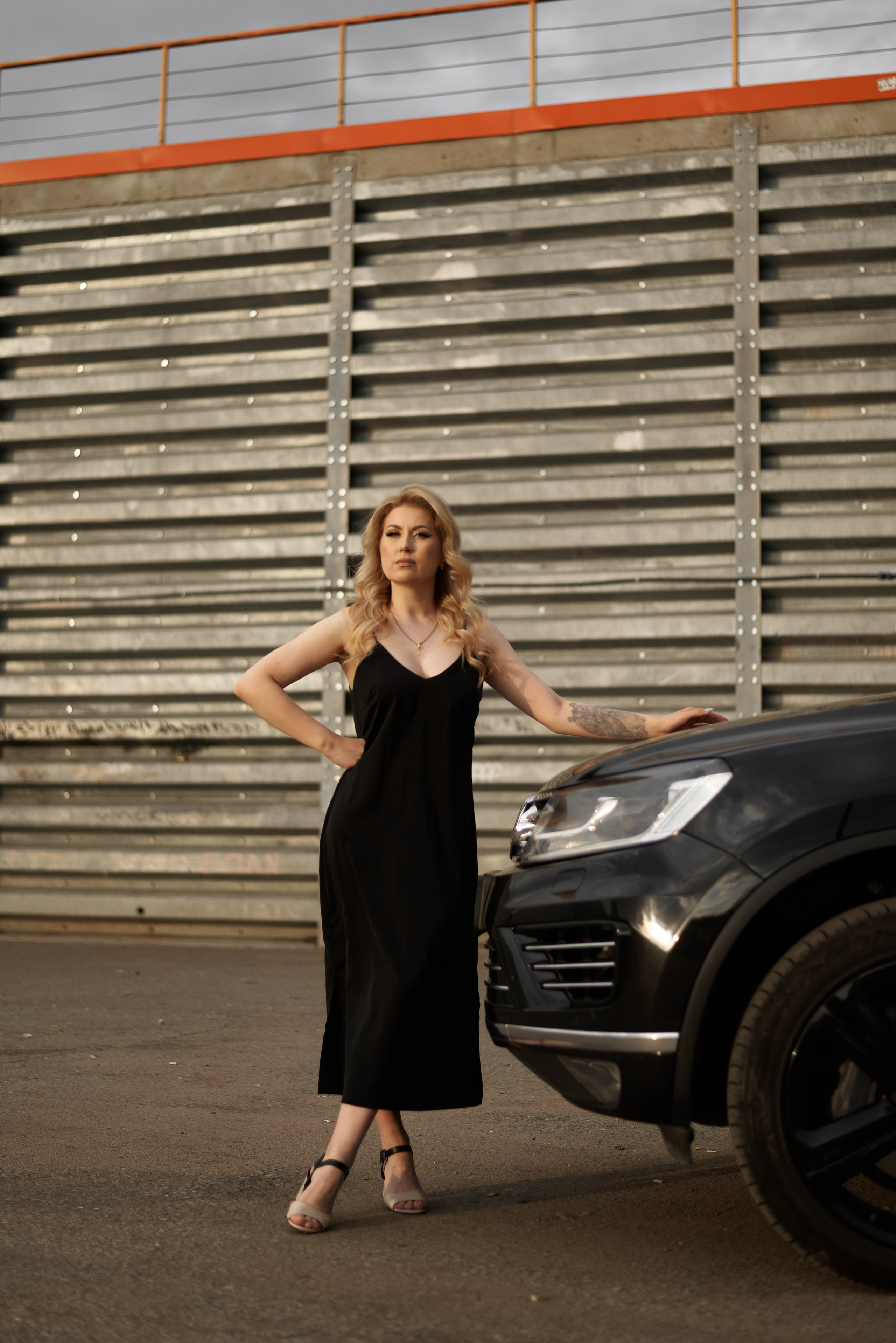 Наталья — Black dress & Black car. Photographer Bangkok — Pattaya | фотограф Бангкок — Паттайа
