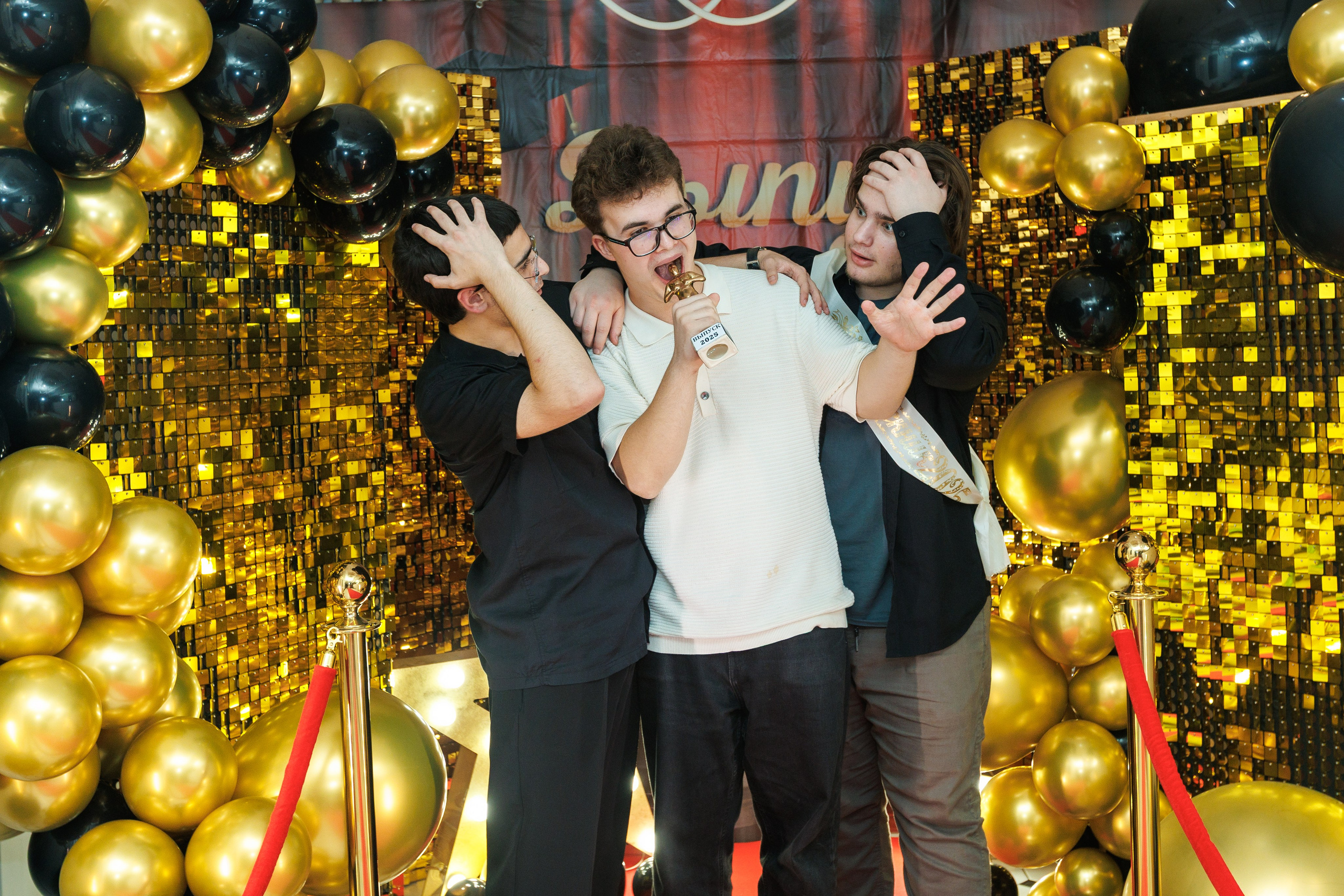 11 класс / Выпускной / ГБОУ № 1503 / г. Москва. Детский и семейный фотограф Мария Киселёва. Москва