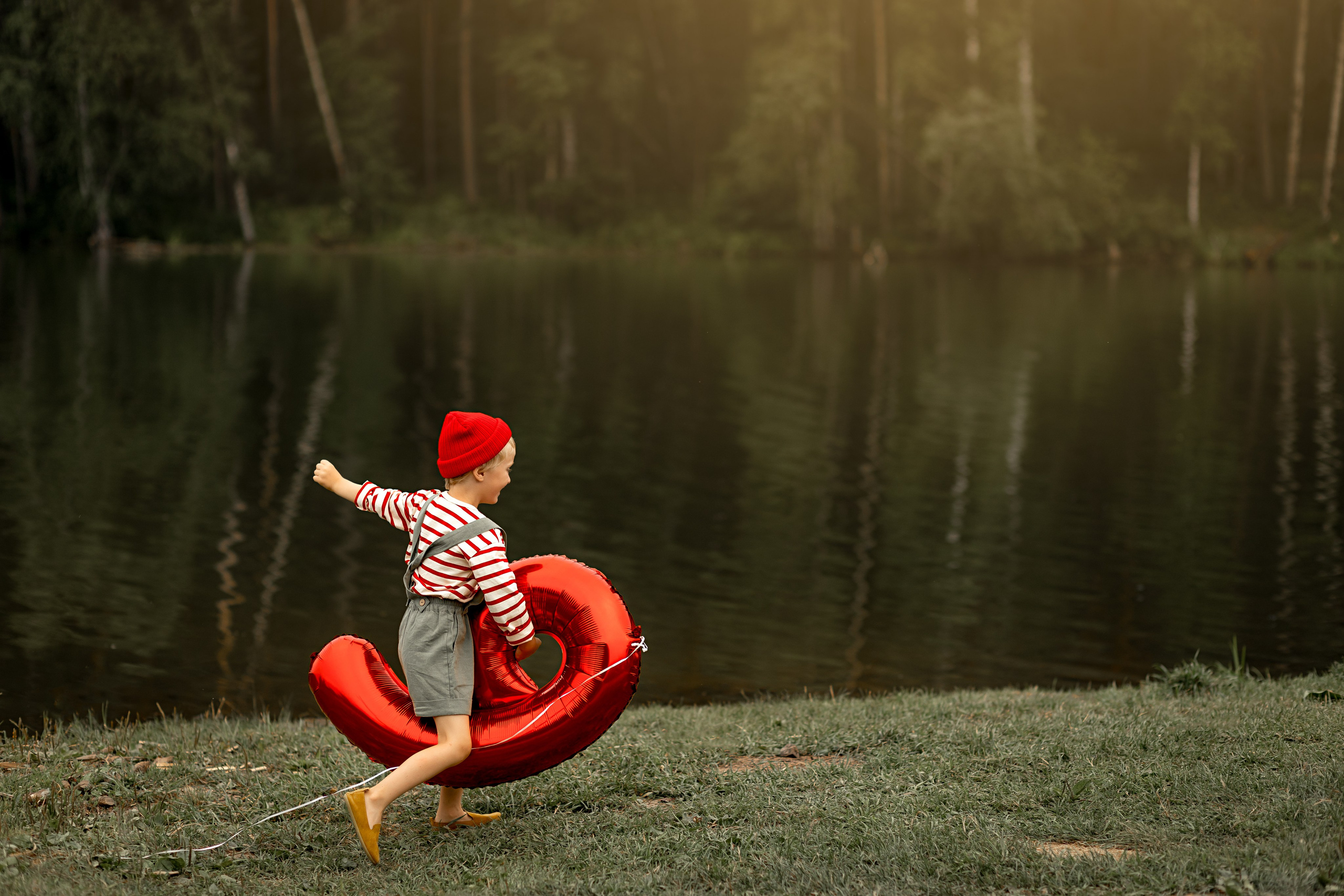 На озере. Детский и семейный фотограф в Красноярске Елена Коровкина