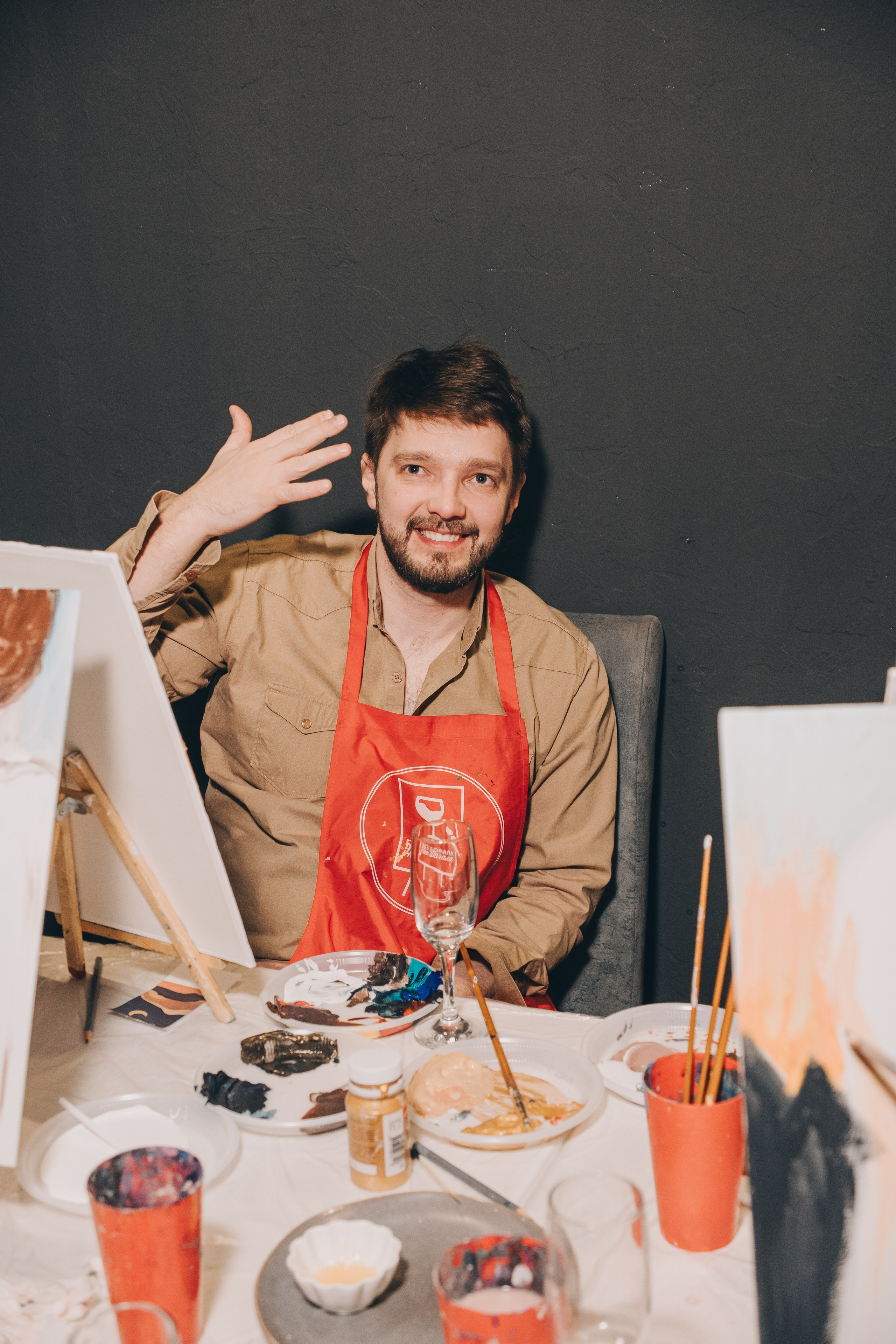 Без бокала — нет шагала. Фотограф в Иркутске Анна Мирошникова