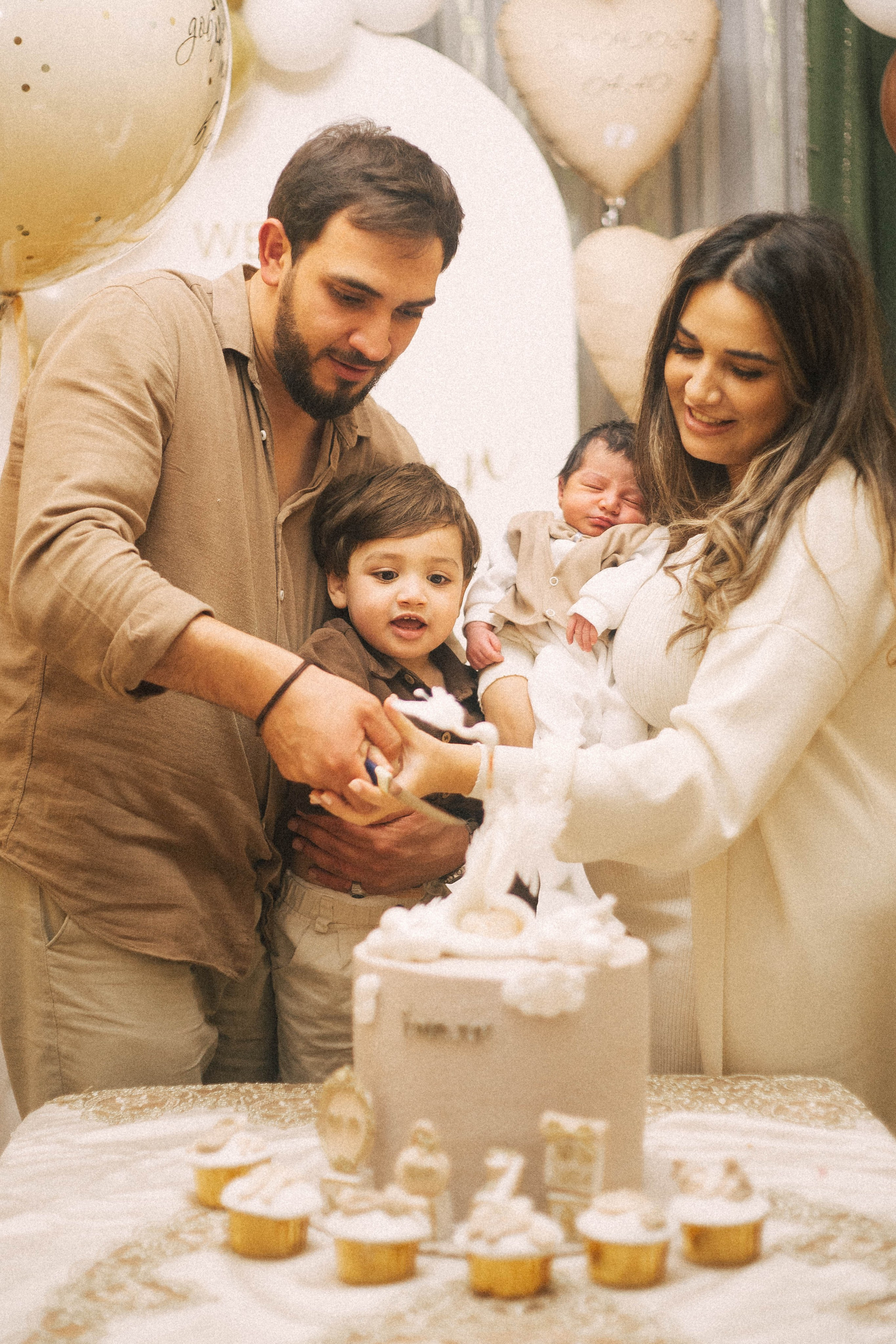 Выписка Сева, Сехран, Мурад, Имран. Семейный фотограф Юлия Котова