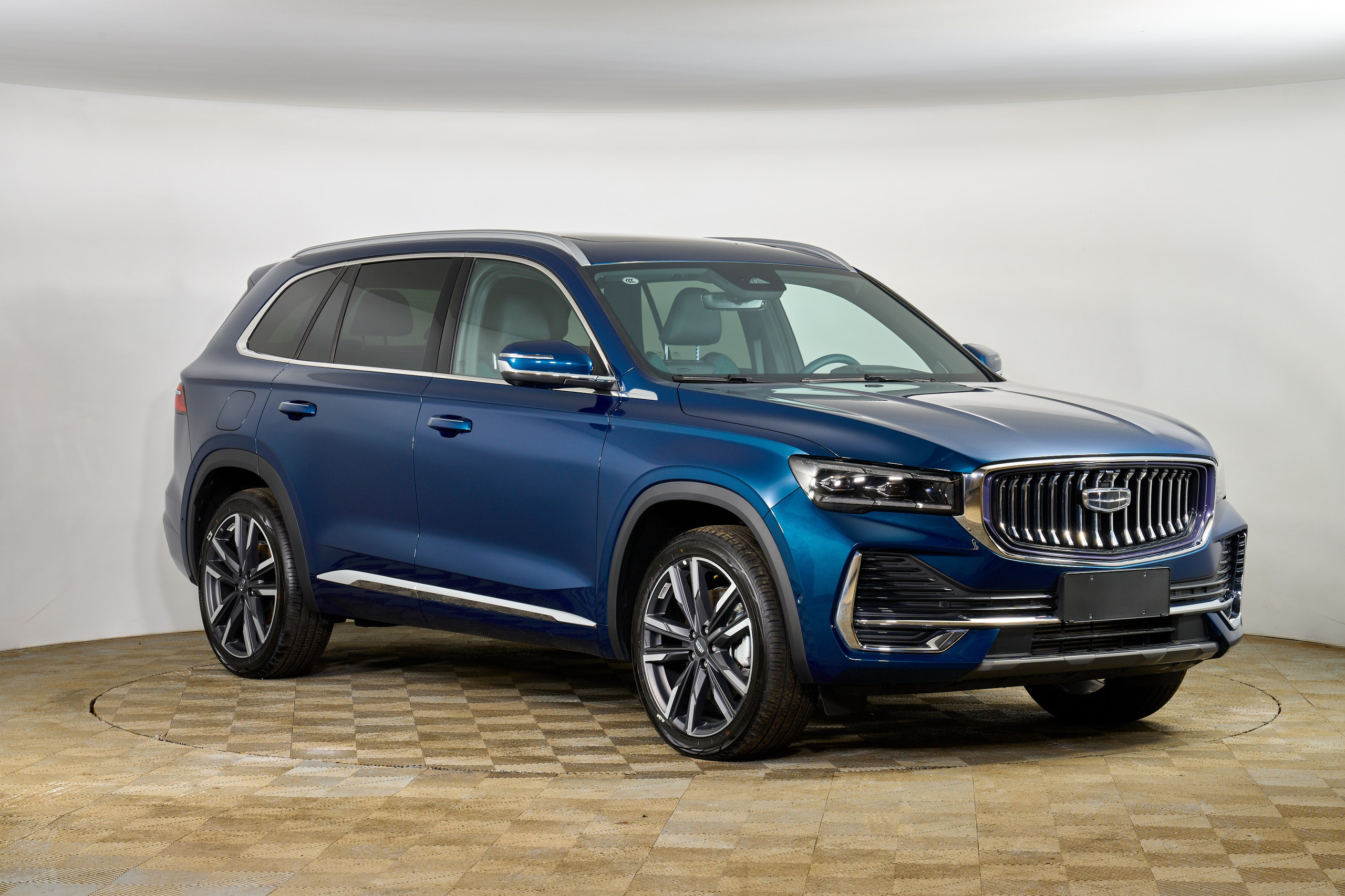 Geely Monjaro. Фотограф Николай Прокофьев модельные тесты в Москве