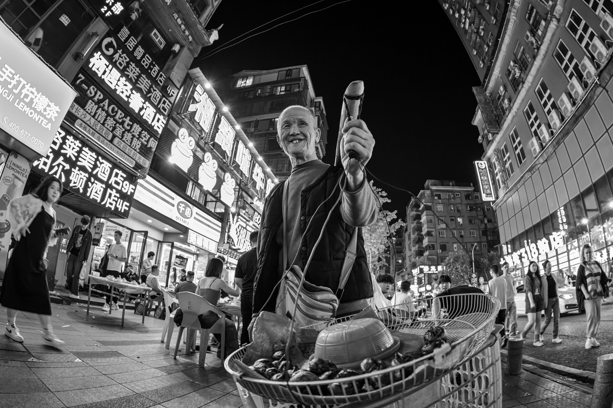 China. Three days — three cities. Beijing, Changsha, Shenzhen, 2024. Dimitri Bakhtadze photographer