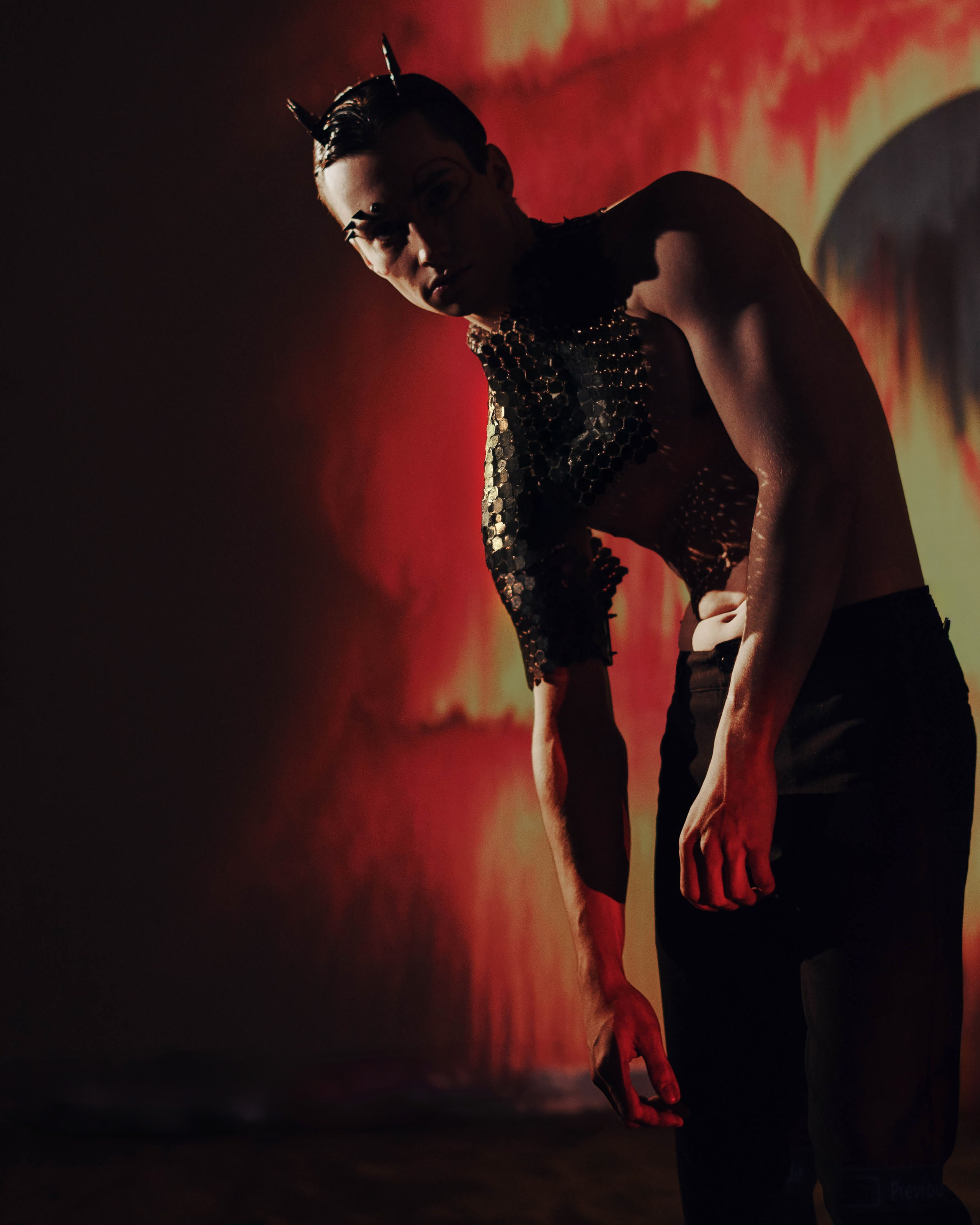 Креативная тематическая индивидуальная портретная съёмка. Фотограф Екатеринбург для вас или вашего бренда