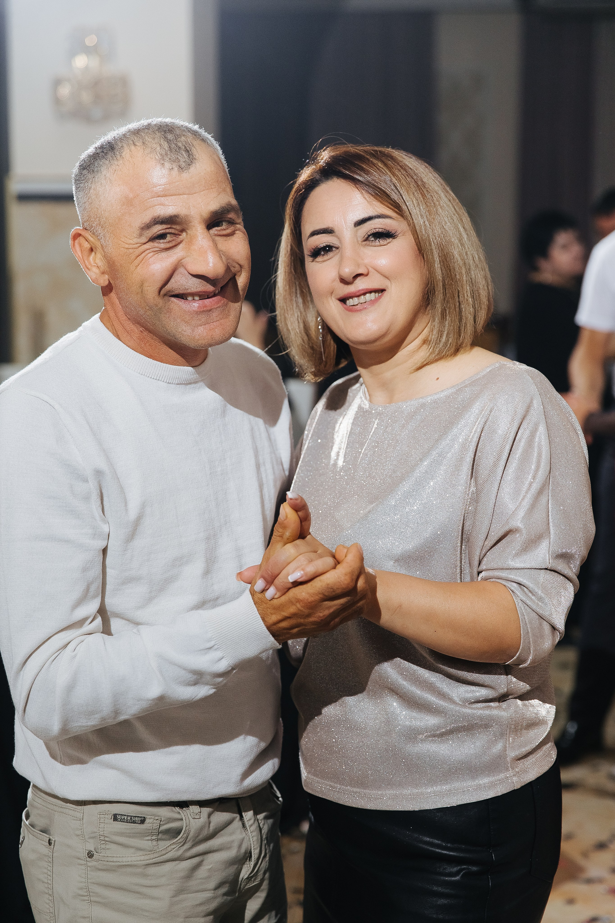 Ани и Назели. 35&5 День рождения, «Янтарь». Фотограф в Красноярске Надежда Воскресенская