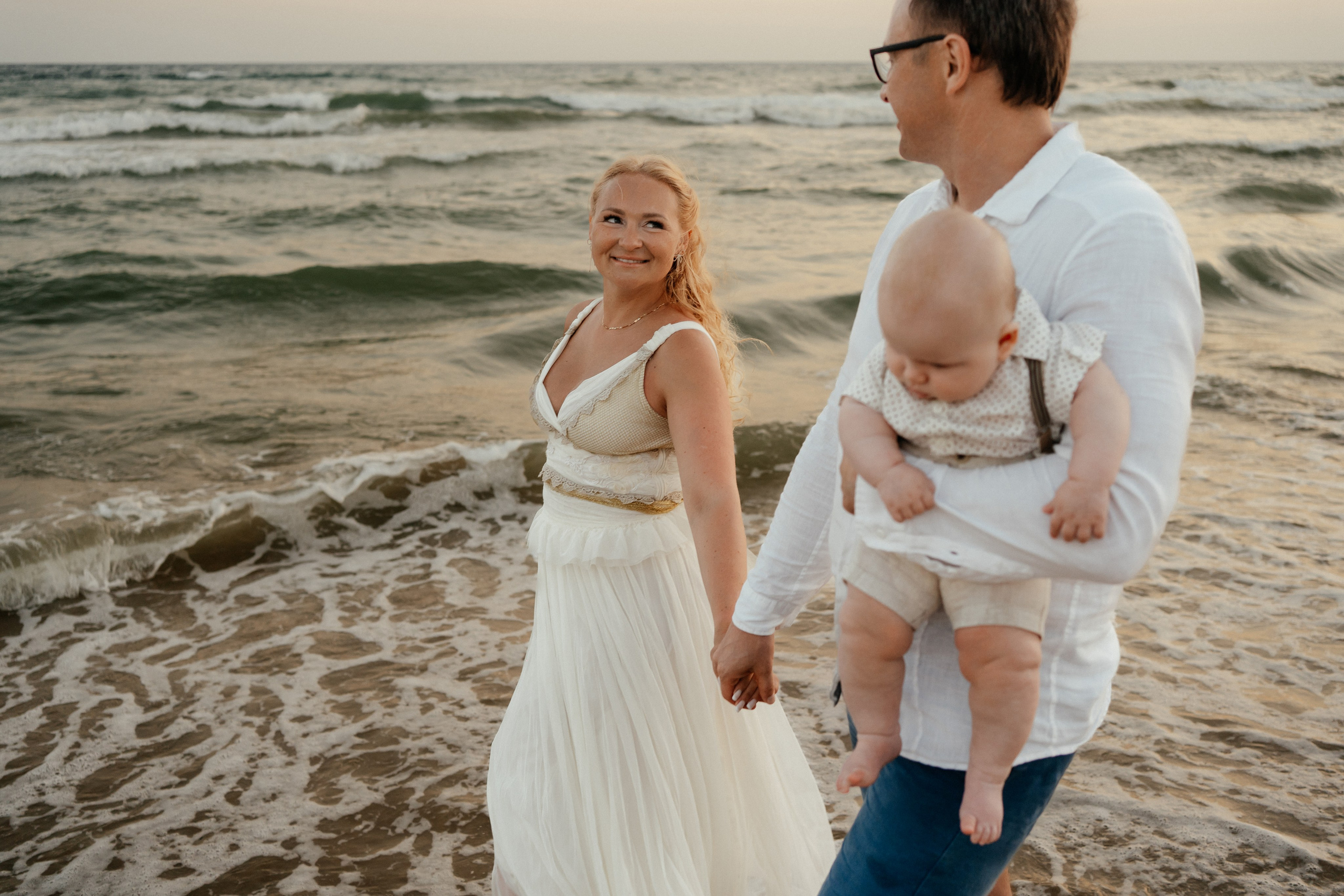 Семейная фотосессия на море в Анапе. Карпенко Марина свадебный и семейный фотограф Анапа, Краснодар, Геленджик, Сочи, Темрюк