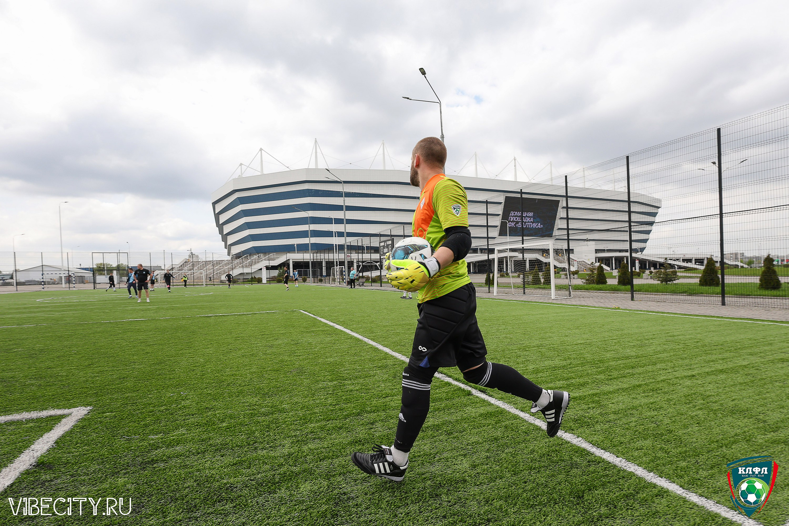 XX ЧЕМПИОНАТ КАЛИНИНГРАДСКОЙ ЛФЛ КАНЦМАРКЕТ39 сезона 2024–2025 гг. VIBECITY.RU Вайб Сити Ру Фоторепортажи Фотоотчеты Калининград