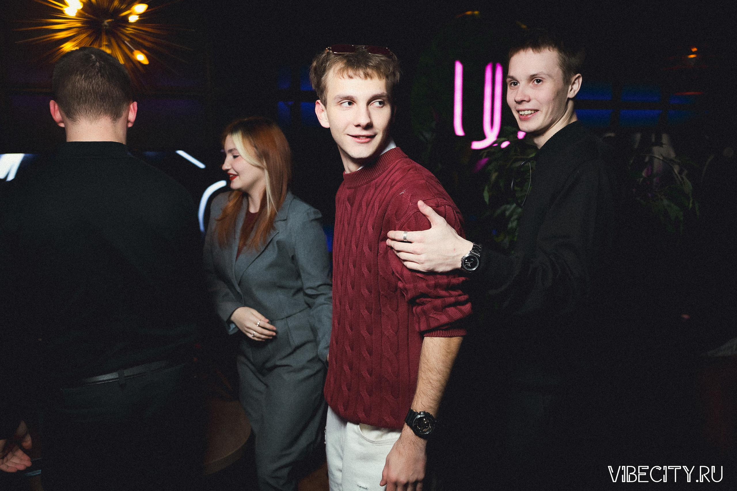 DOUBLE U. VIBECITY.RU Вайб Сити Ру Фоторепортажи Фотоотчеты Калининград