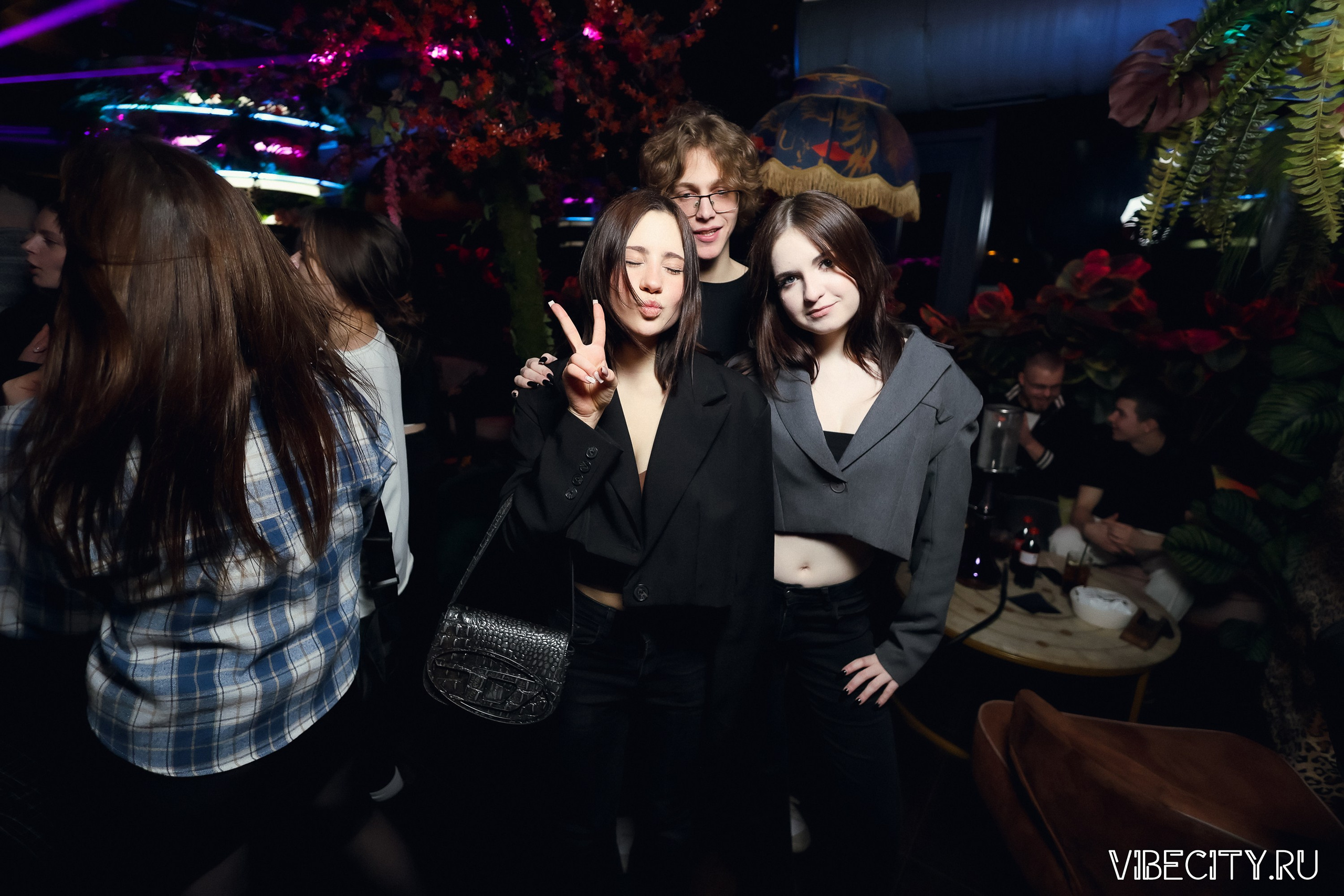 DOUBLE U. VIBECITY.RU Вайб Сити Ру Фоторепортажи Фотоотчеты Калининград