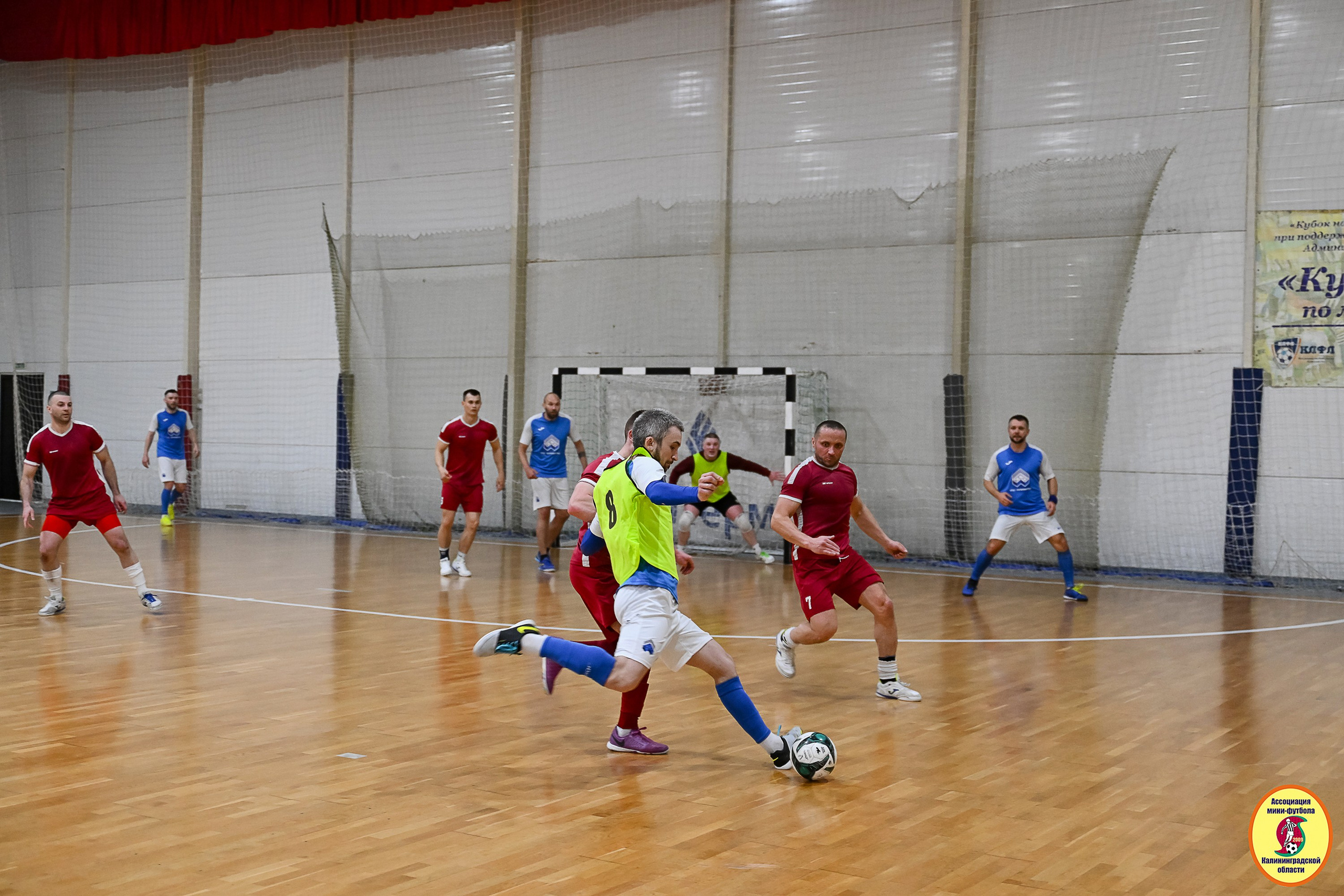 Корпоративная Бизнес Лига по футзалу — Весна 2026. VIBECITY.RU Вайб Сити Ру Фоторепортажи Фотоотчеты Калининград