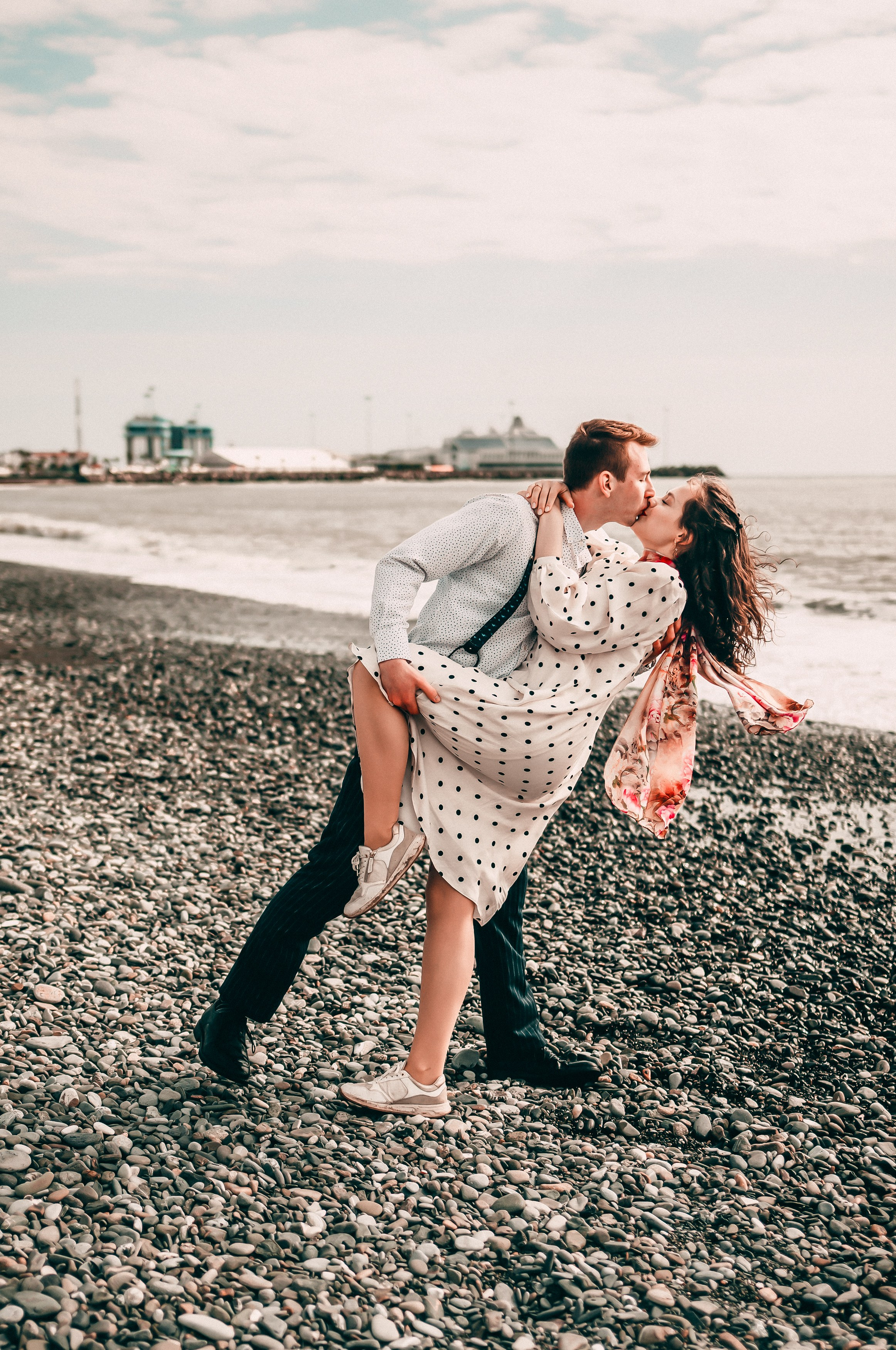 Сливовый сад, морпорт, пляж Ривьера. Свадебный и семейный фотограф София Невская