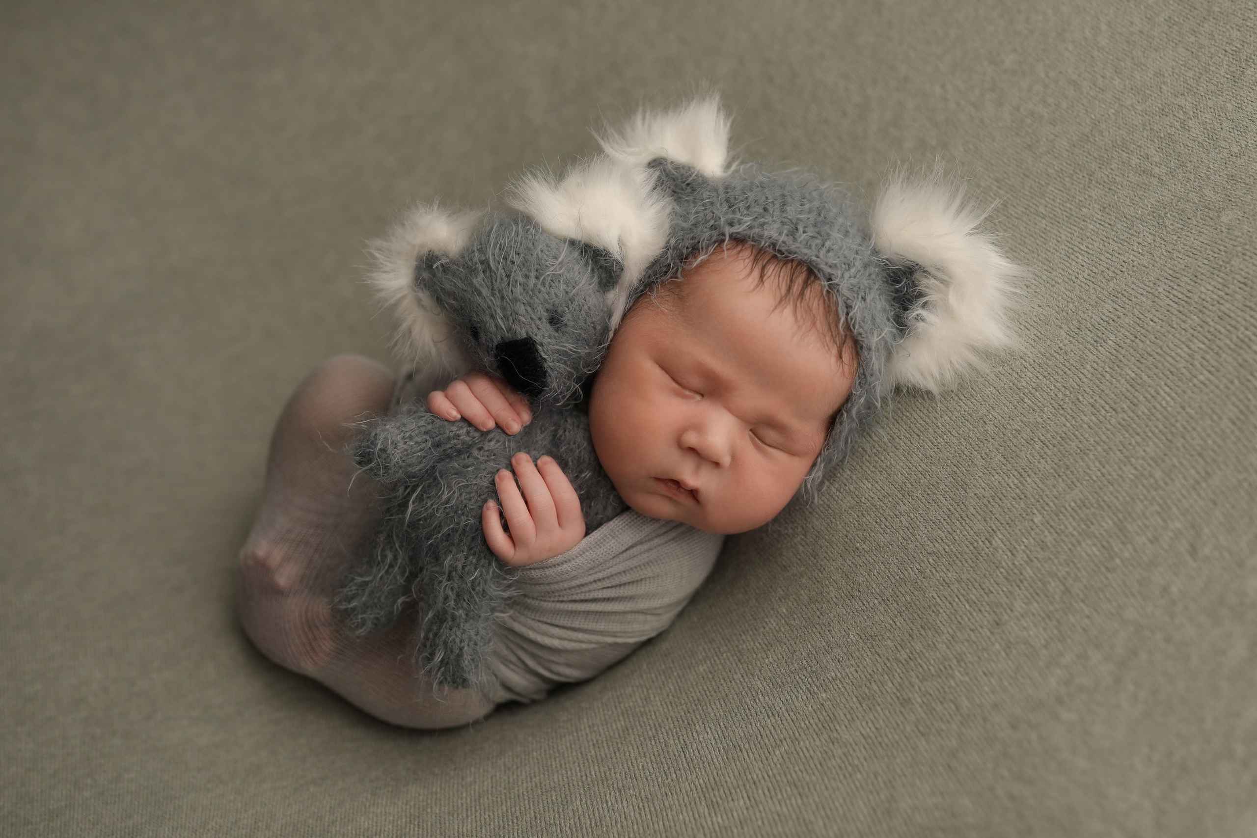 PH @anna_molodykh_newborn.almaty. Retoucher Aleksmokh