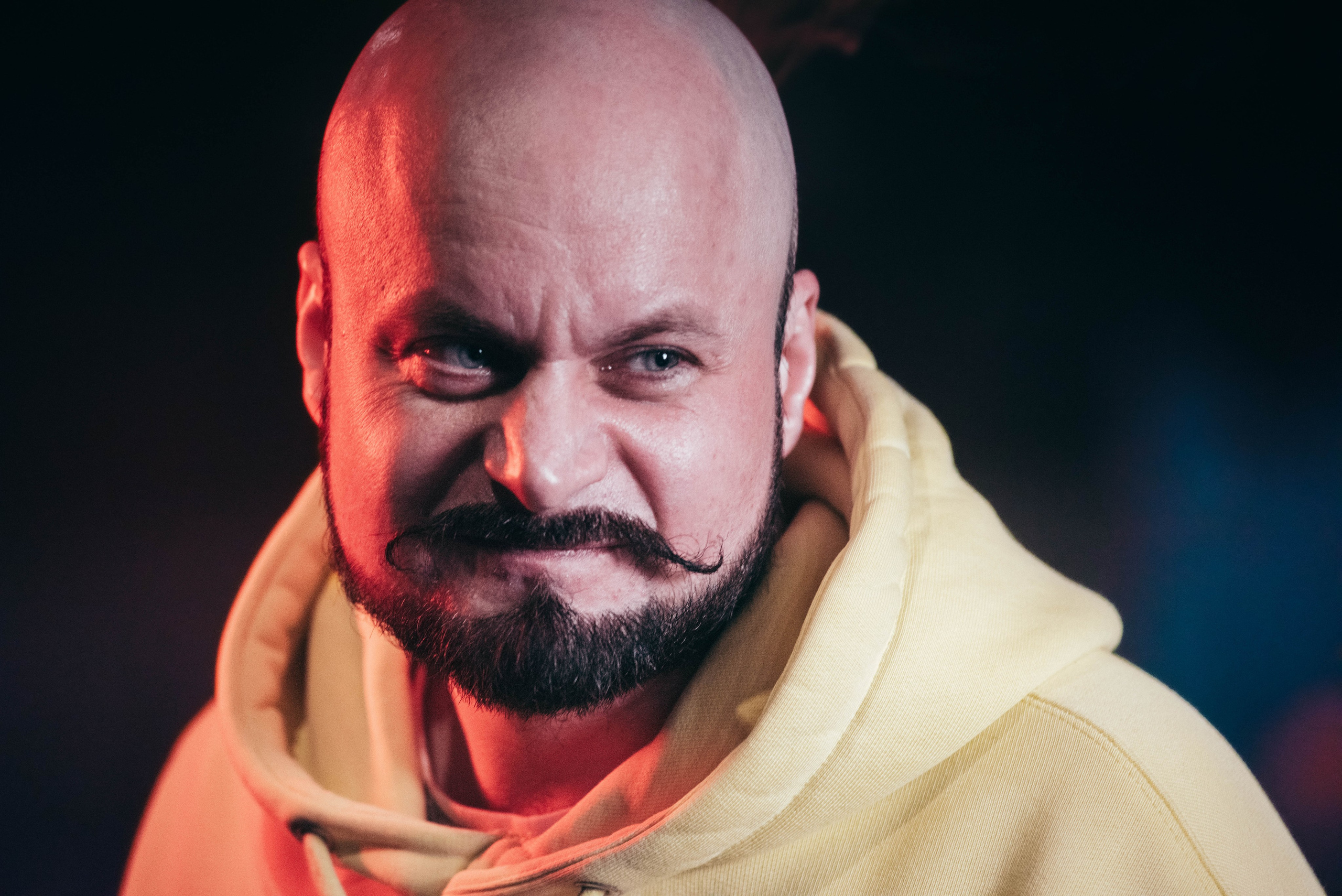 Атмосферные портреты. Фотограф для маркет плэйсов и портретный фотограф Балакирев Дмитрий москва