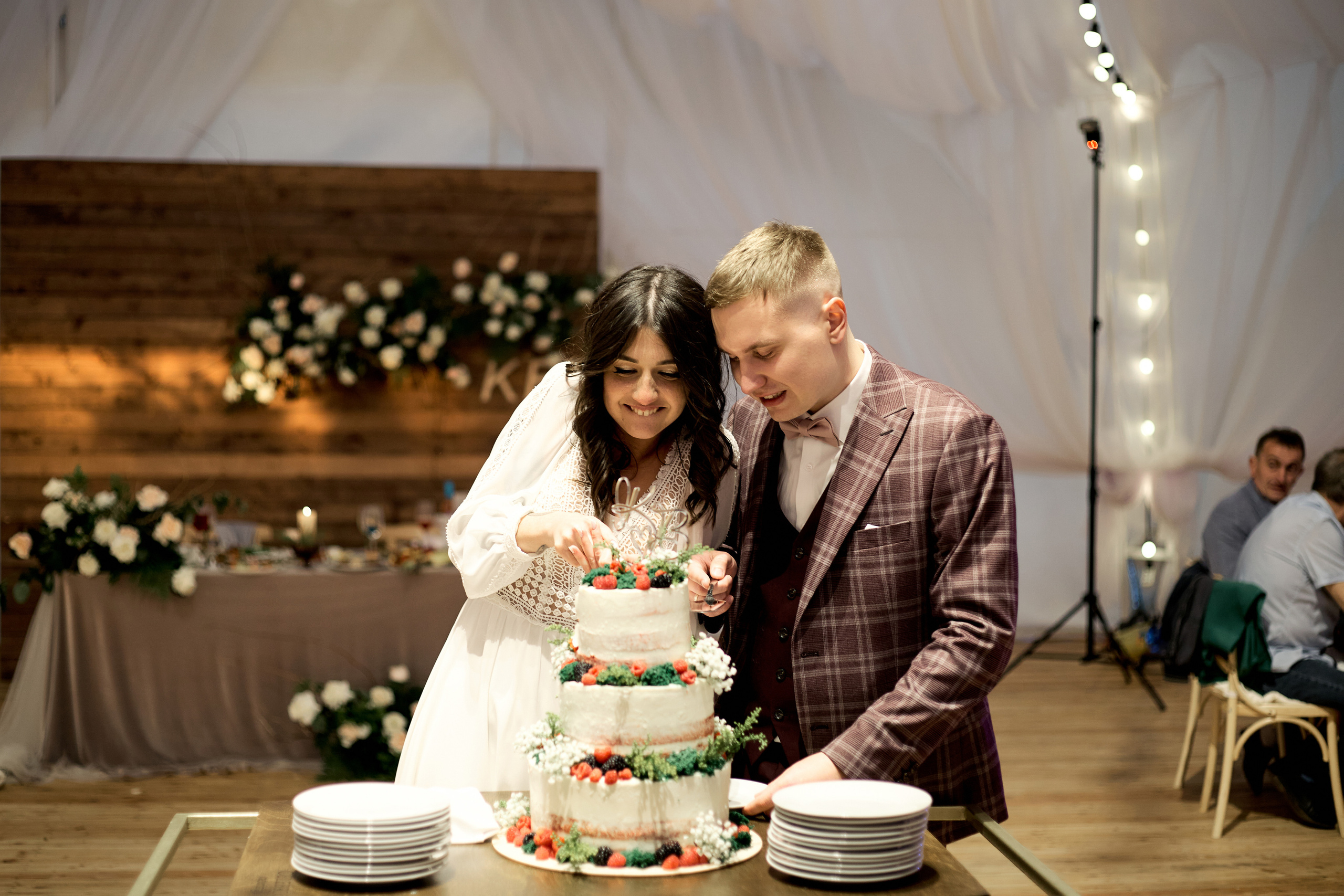 Свадебные фото в Красноярске. Свадебный и семейный фотограф в Красноярске Владимир Ятмасов