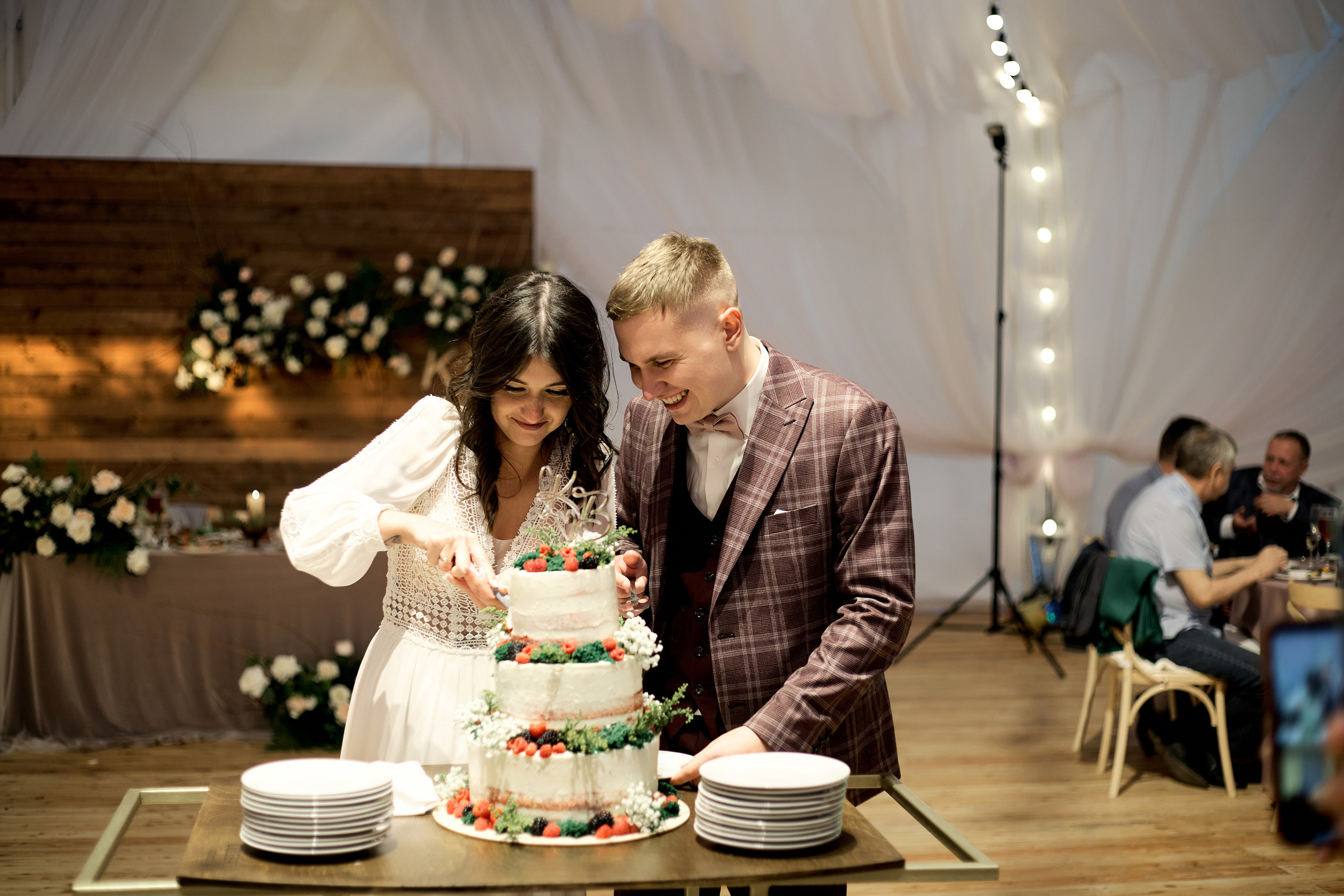 Свадебные фото в Красноярске. Свадебный и семейный фотограф в Красноярске Владимир Ятмасов