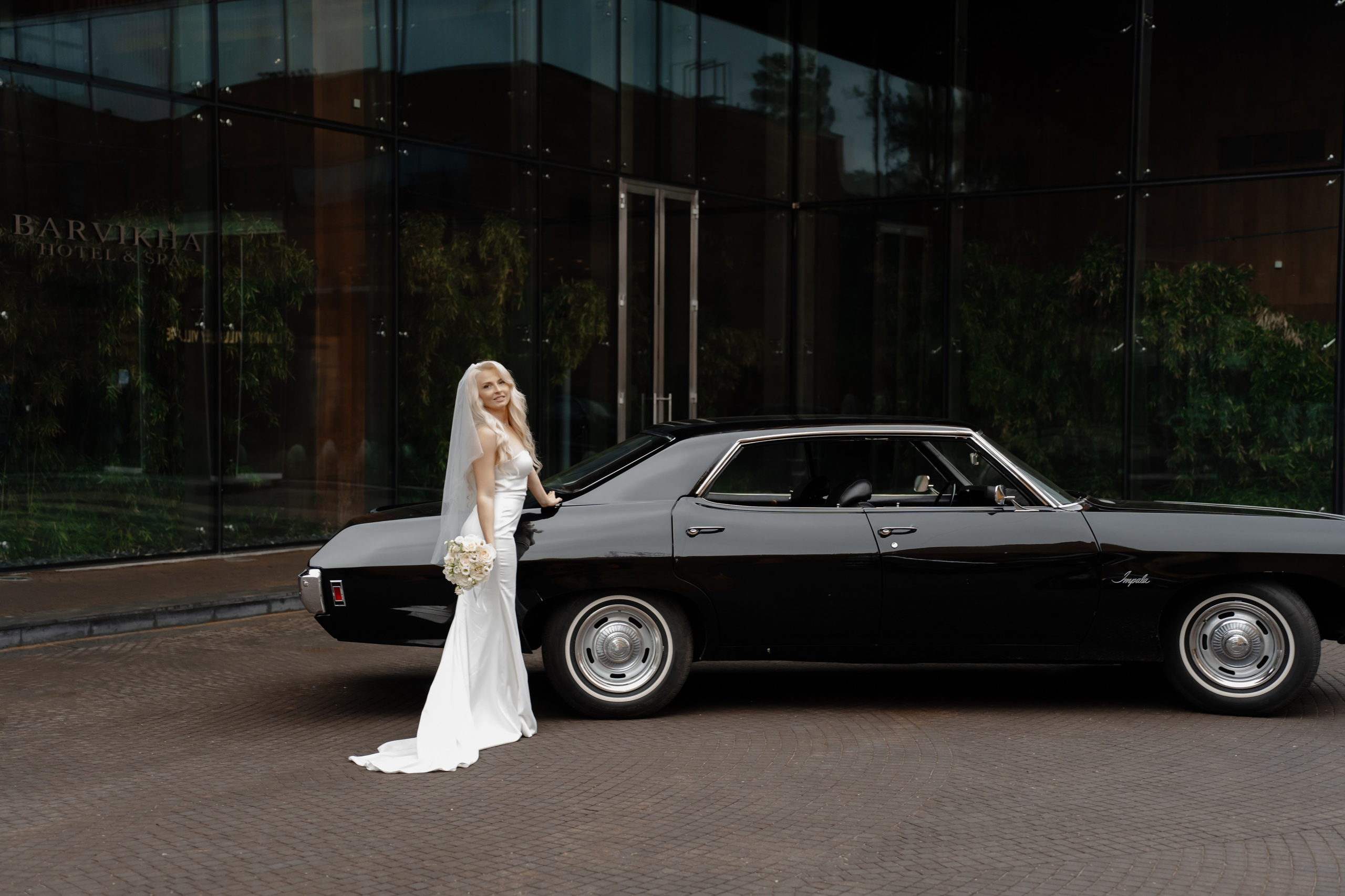 Свадебная фотосессия в Barvikha Luxury Village. Свадебный и семейный фотограф в Москве Светлана Зоткина