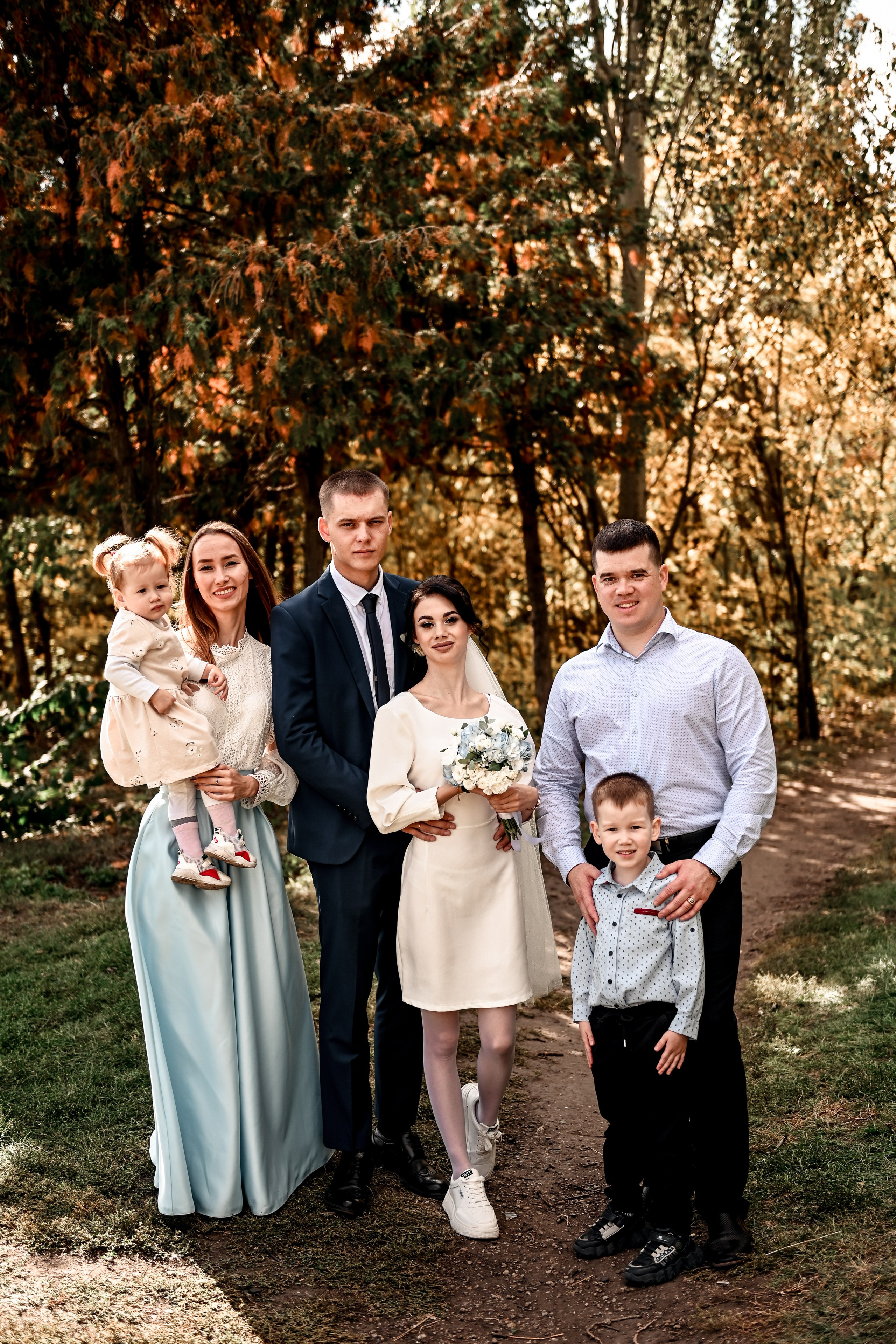 Небольшая часть фото со свадебной съемки Алексея и Даши. Свадебный, семейный, детский, контент фотограф в Омске Максим Ильин