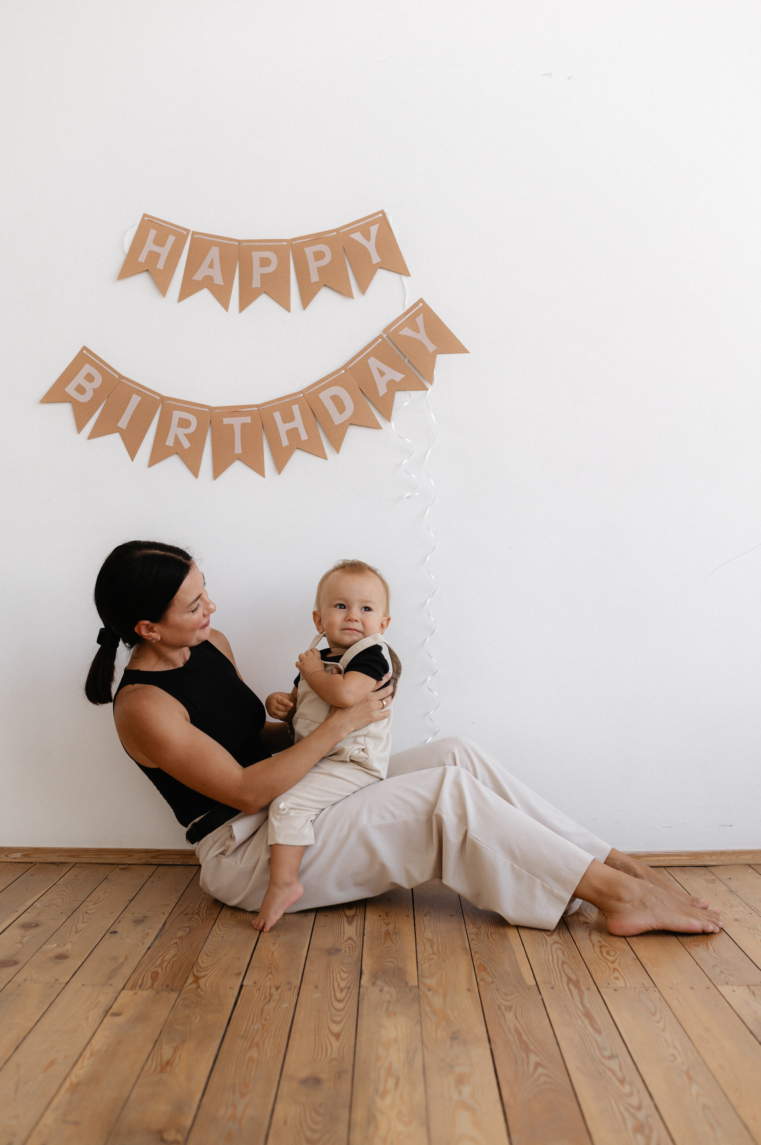 Годик минимализм. Главная