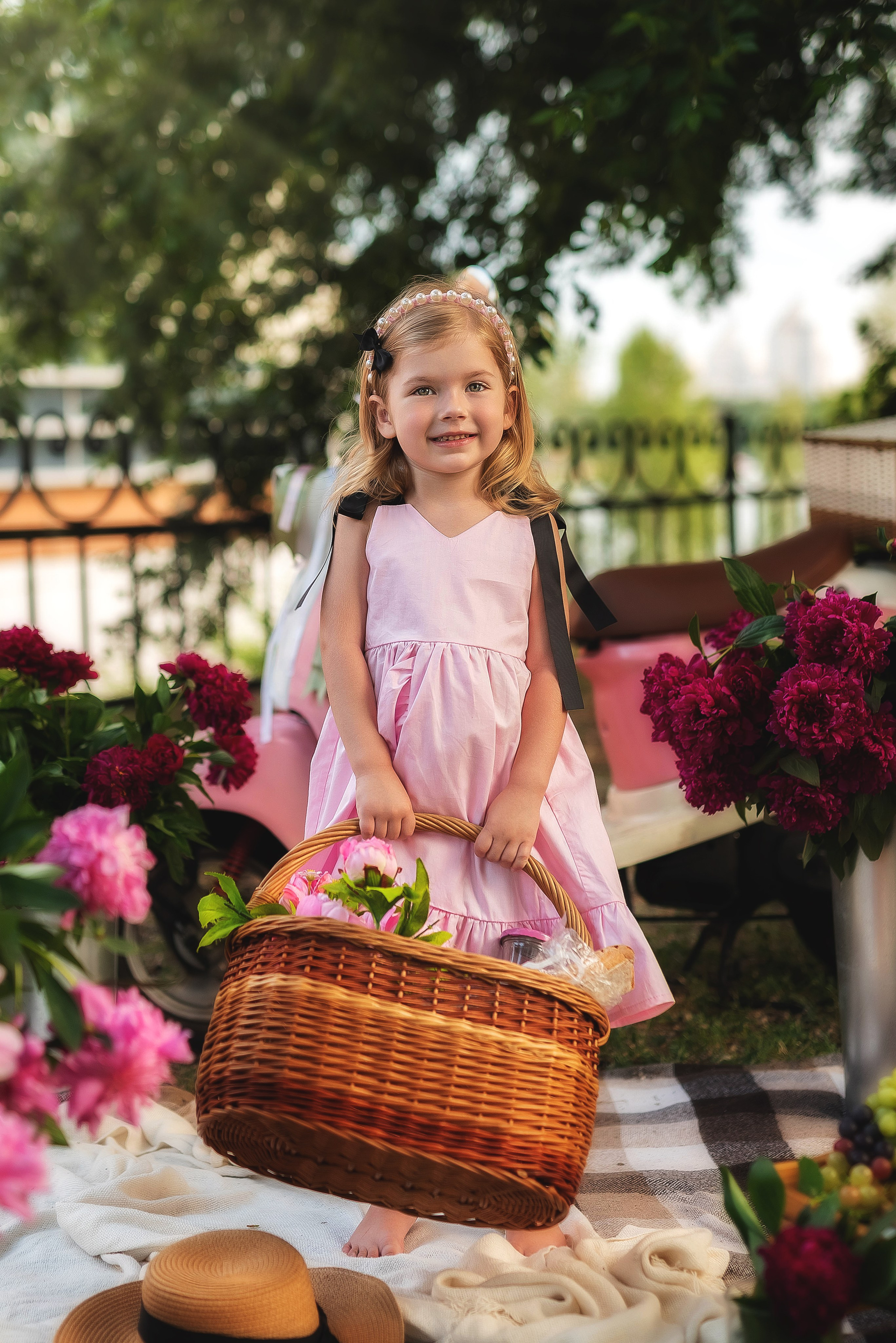 Фотосессия в пионах. Семейный, детский фотограф в Воронеже Анна Никитина