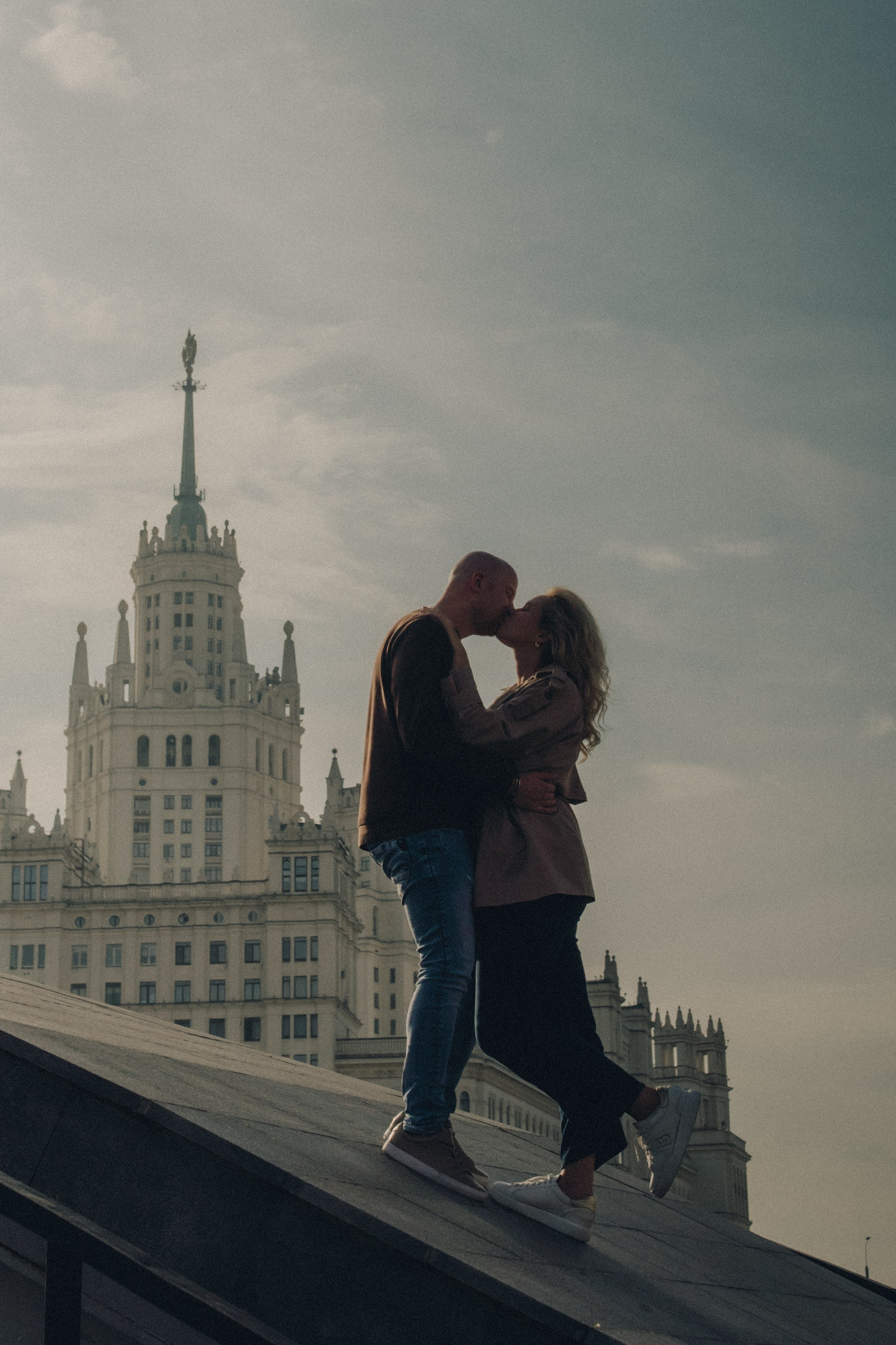 V & R | городская парная фотосессия. Портретный фотограф Москва