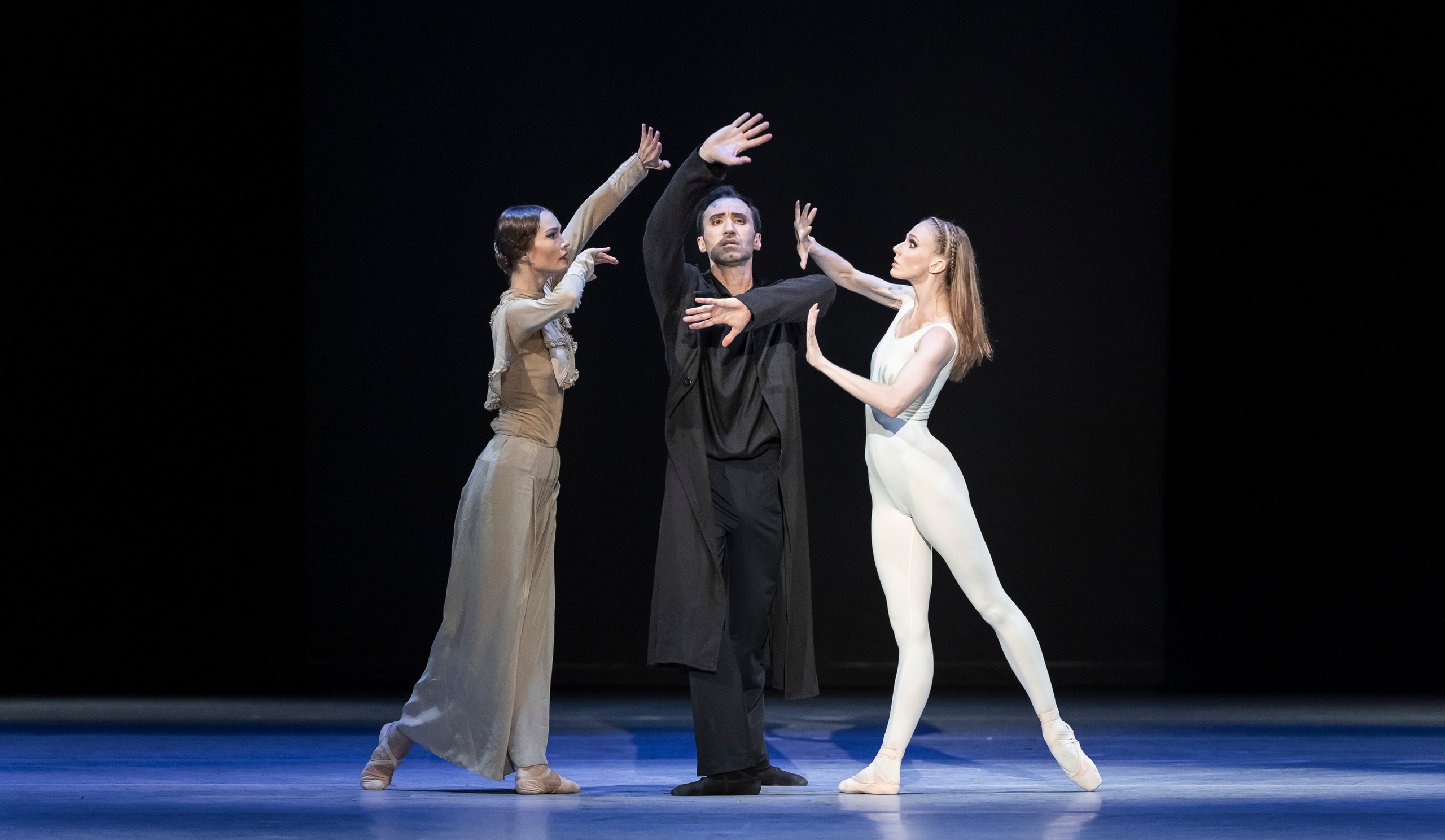 Петербургские сумерки. Балет Наталии Касаткиной и Владимира Василёва. Балетный фотограф Москва Майоров Николай