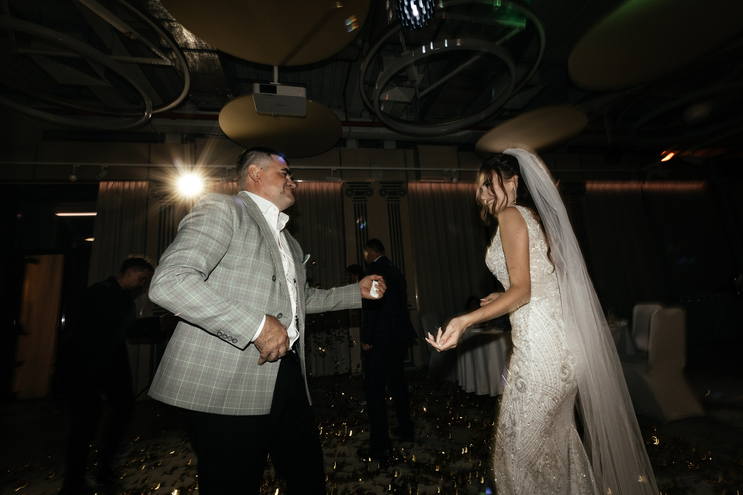 Свадебный фотограф Уфа — Руслан ГабдлисламовЖивые эмоции, красивые кадры, воспоминания на всю жизнь.Работаю по всей Республике Башкортоста. Свадебный фотограф Уфа Руслан Габдлисламов