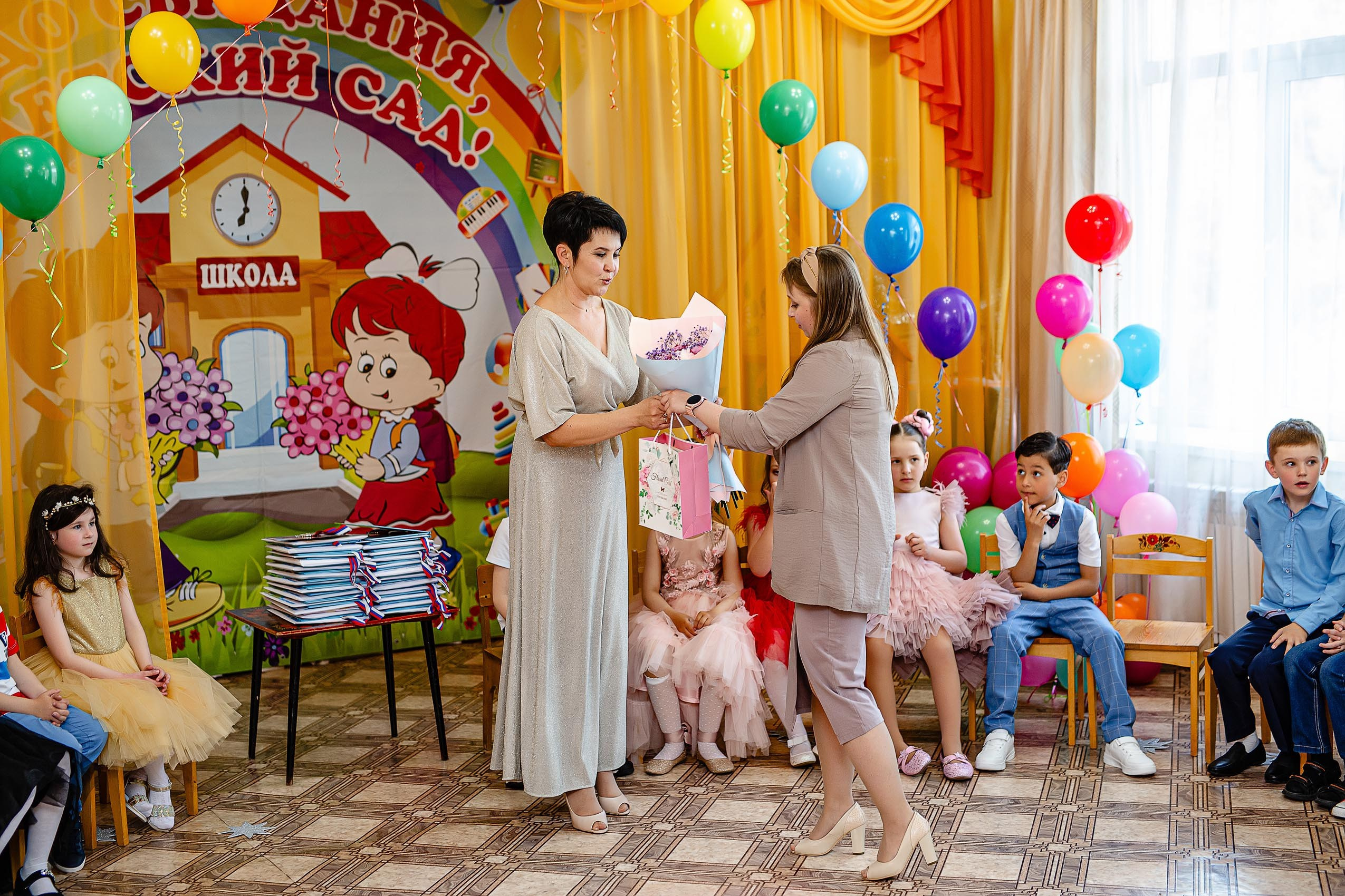 29.5.25 Выпускной в Саду. Владивосток семейный фотограф Александр Степанов