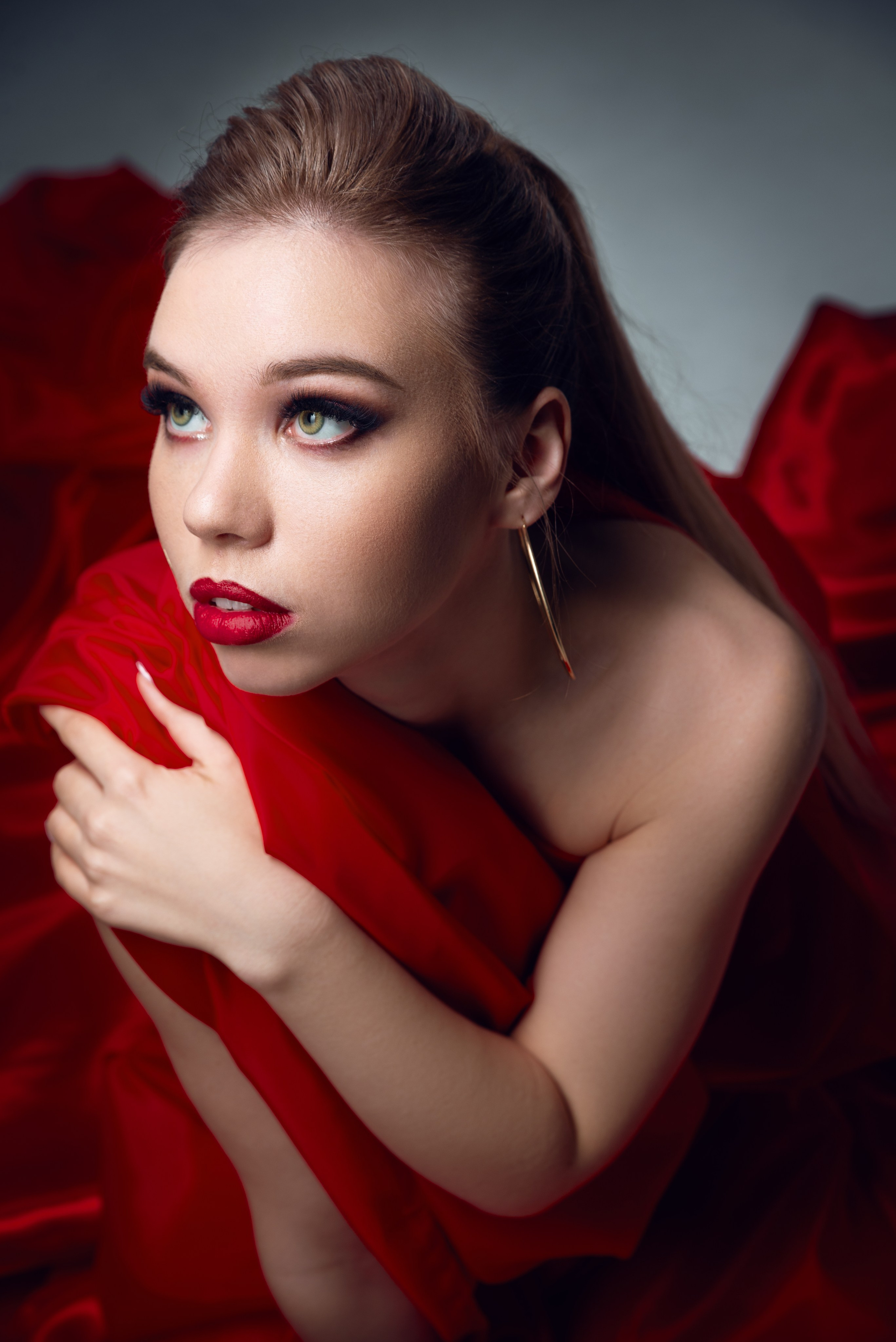 Фотосессия с тканями. Гармония и детали в фотографии Фото продакшен