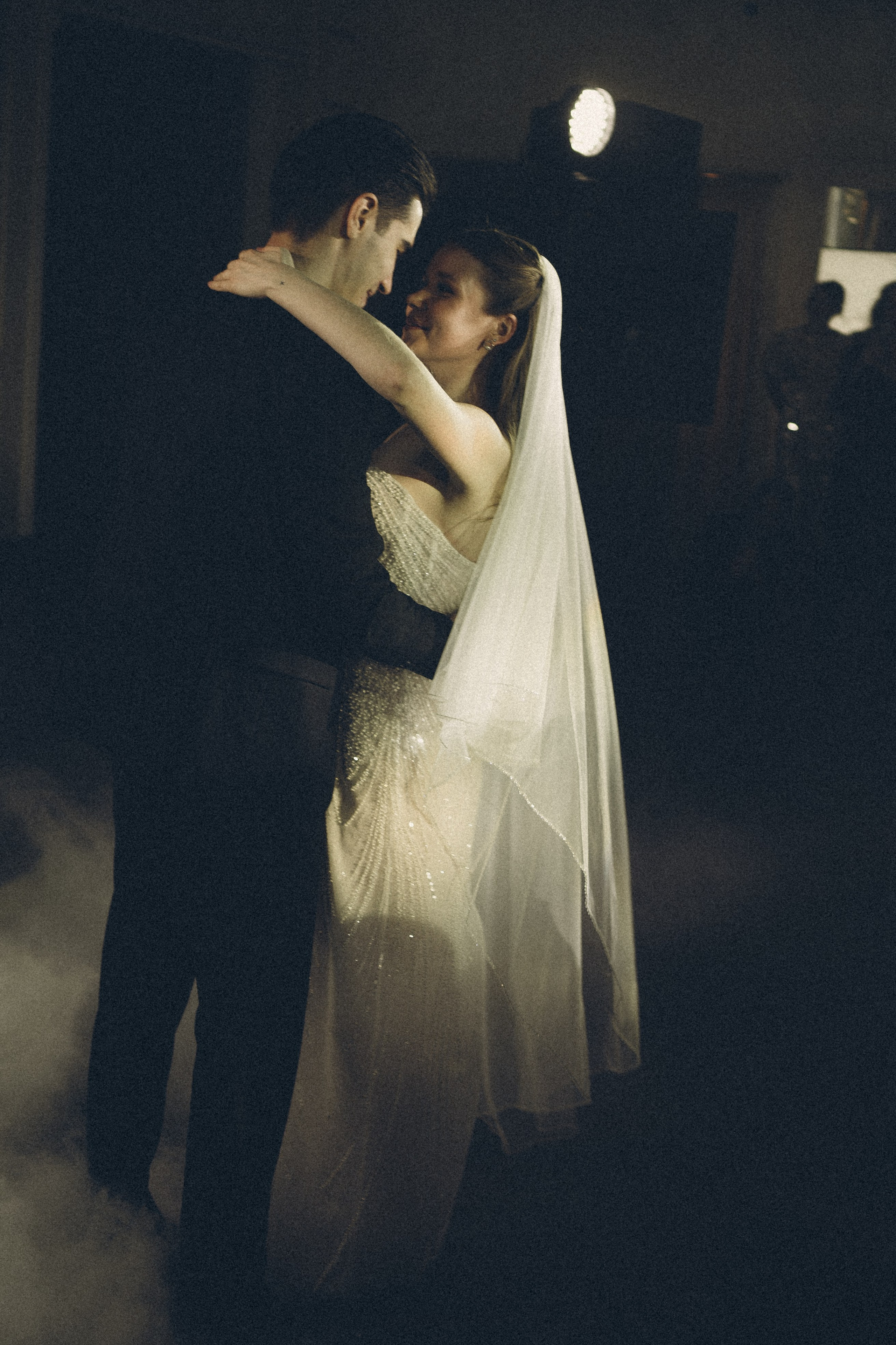 СВАДЕБНАЯ СЬЕМКА В ОТЕЛЕ В СИБИРИ. Профессиональный фотограф, Санкт-Петербург — Виктория Богомолова