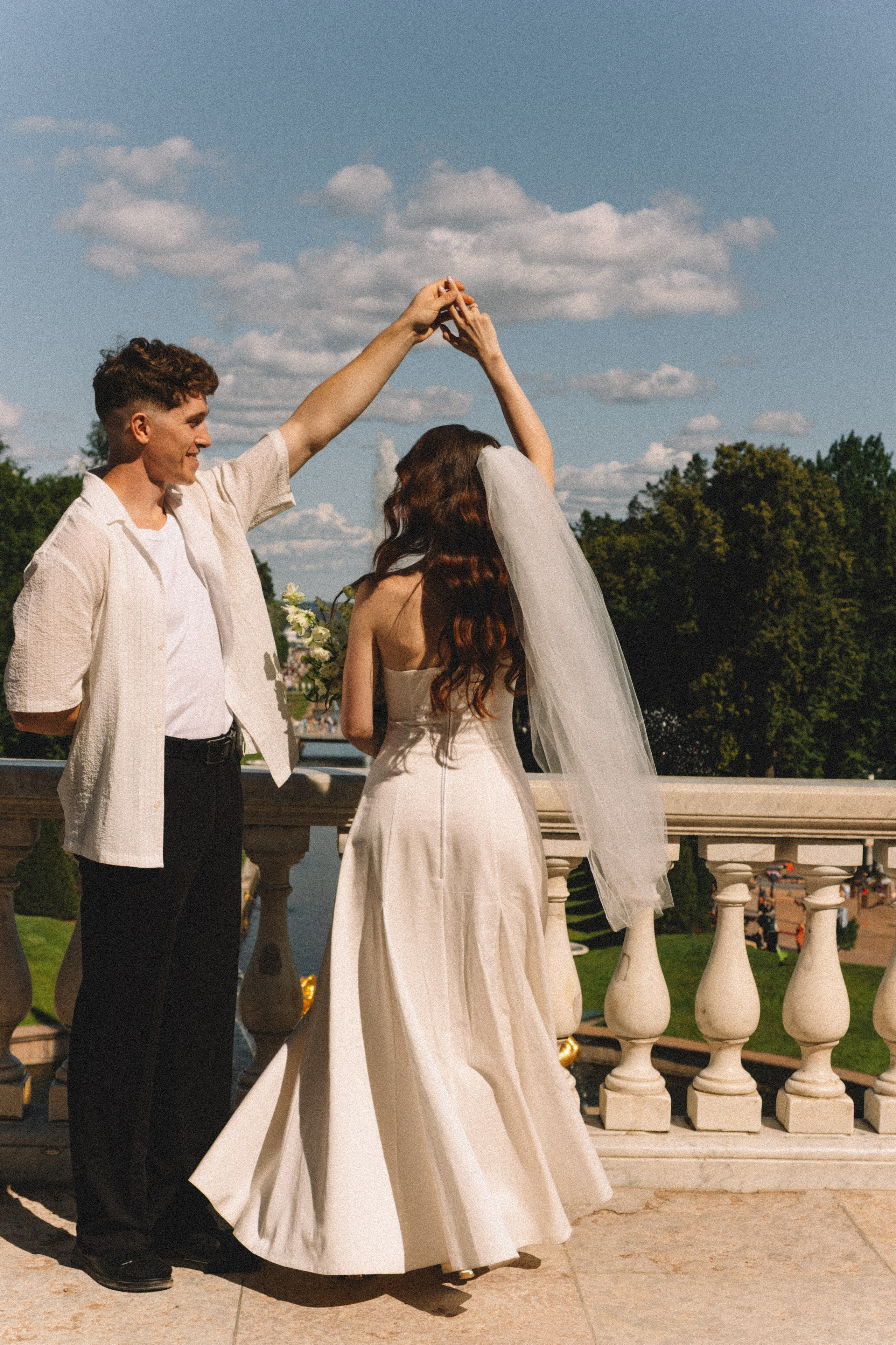 СВАДЕБНАЯ СЬЕМКА В ПЕТЕРГОФЕ И СЬЕМКА РЕПОРТАЖА В ЗАГСЕ ПЕТЕРГОФА. Профессиональный фотограф, Санкт-Петербург — Виктория Богомолова