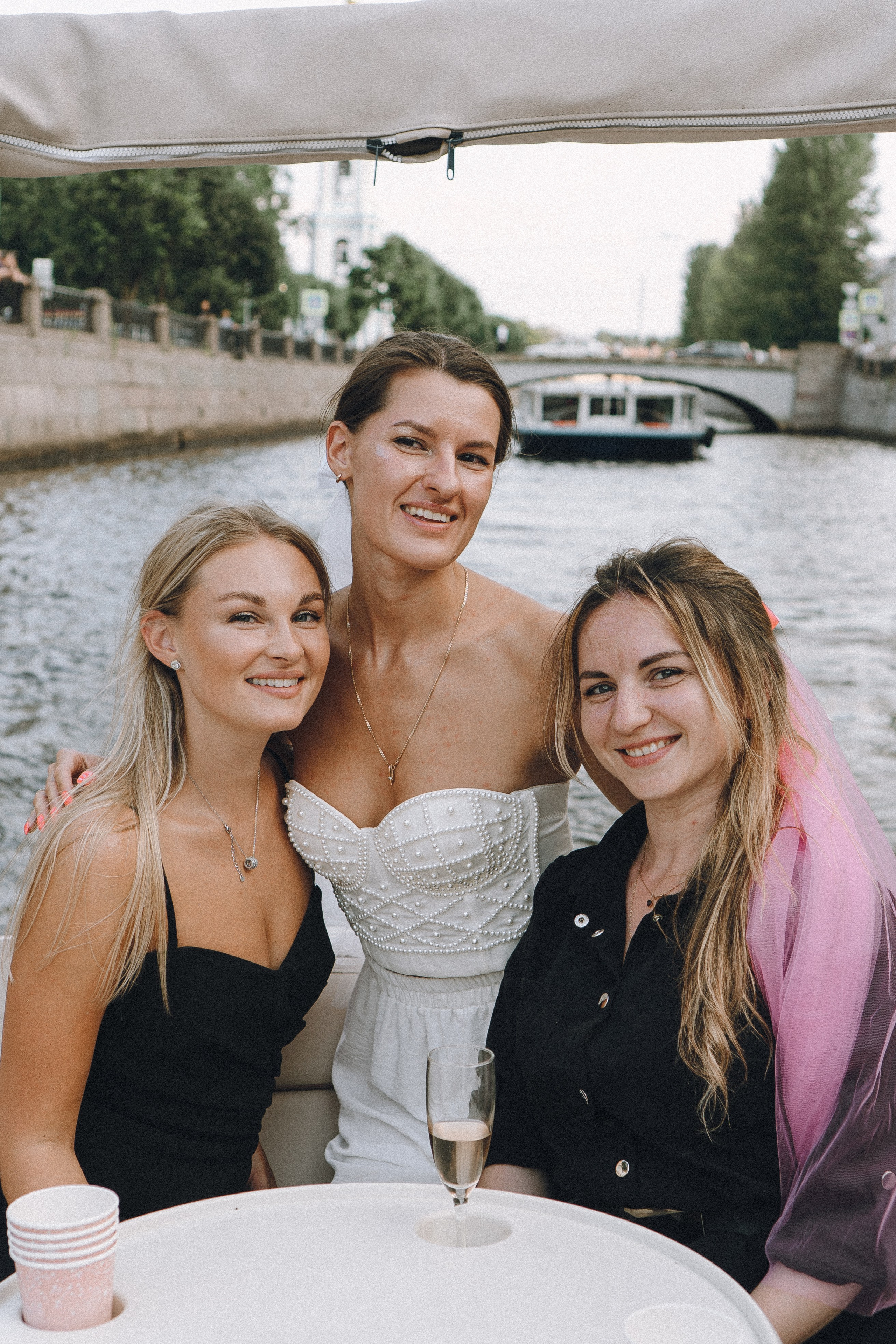 ДЕВИЧНИК НА КАТЕРЕ. Профессиональный фотограф, Санкт-Петербург — Виктория Богомолова