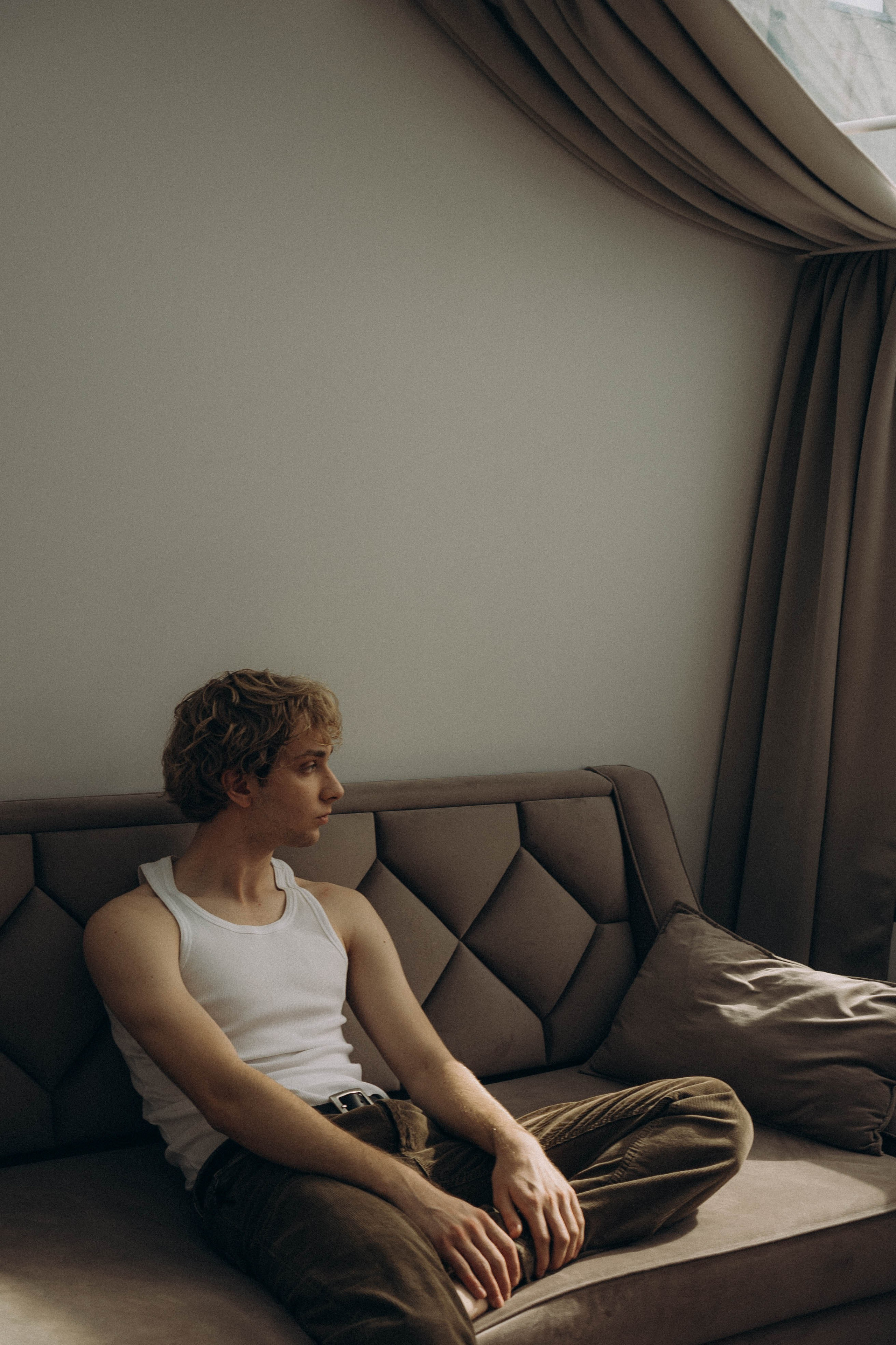 СВАДЕБНАЯ СЬЕМКА В ОТЕЛЕ. СБОРЫ ЖЕНИХА И НЕВЕСТЫ И ТАКЖЕ ТОР И ПОДГОТОВКА К ПРОГУЛКЕ. Профессиональный фотограф, Санкт-Петербург — Виктория Богомолова