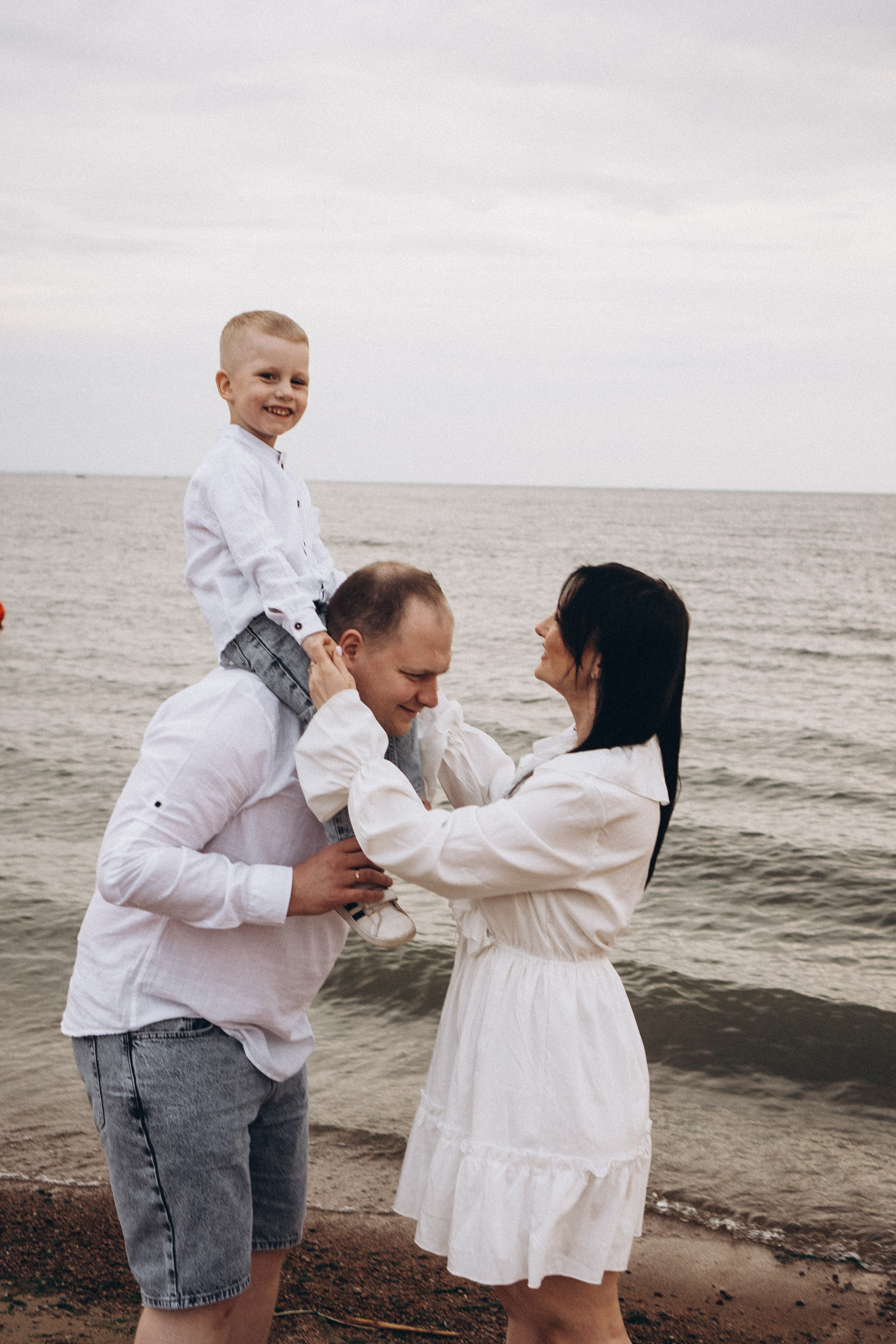 Семейная история на берегу залива. Профессиональный фотограф, Санкт-Петербург — Виктория Богомолова