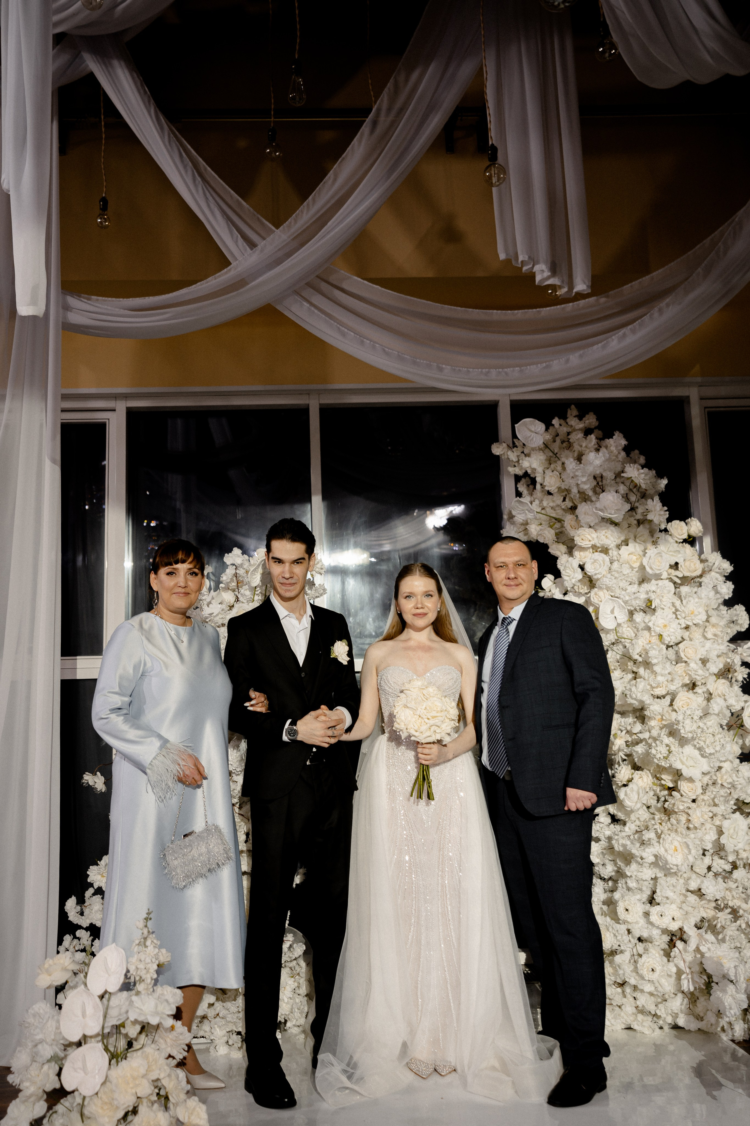 СВАДЕБНАЯ СЬЕМКА СБОРОВ В ОТЕЛЕ И ВЫЕЗД НА ЦЕРЕМОНИЮ (СНЯТО В СИБИРЕ В НИЖНЕВАРТОВСКЕ). Профессиональный фотограф, Санкт-Петербург — Виктория Богомолова