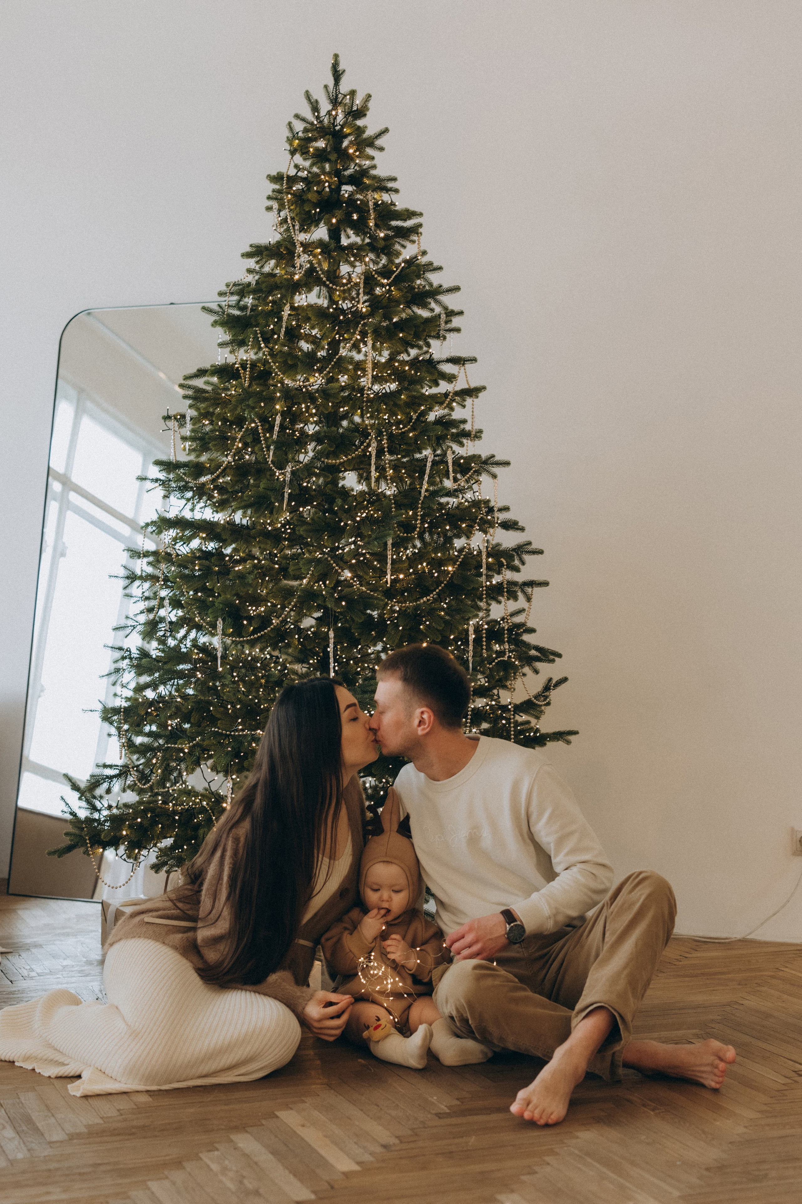 Семейная новогодняя фотосессия. Фотограф Москва Виктория-Антуанетта