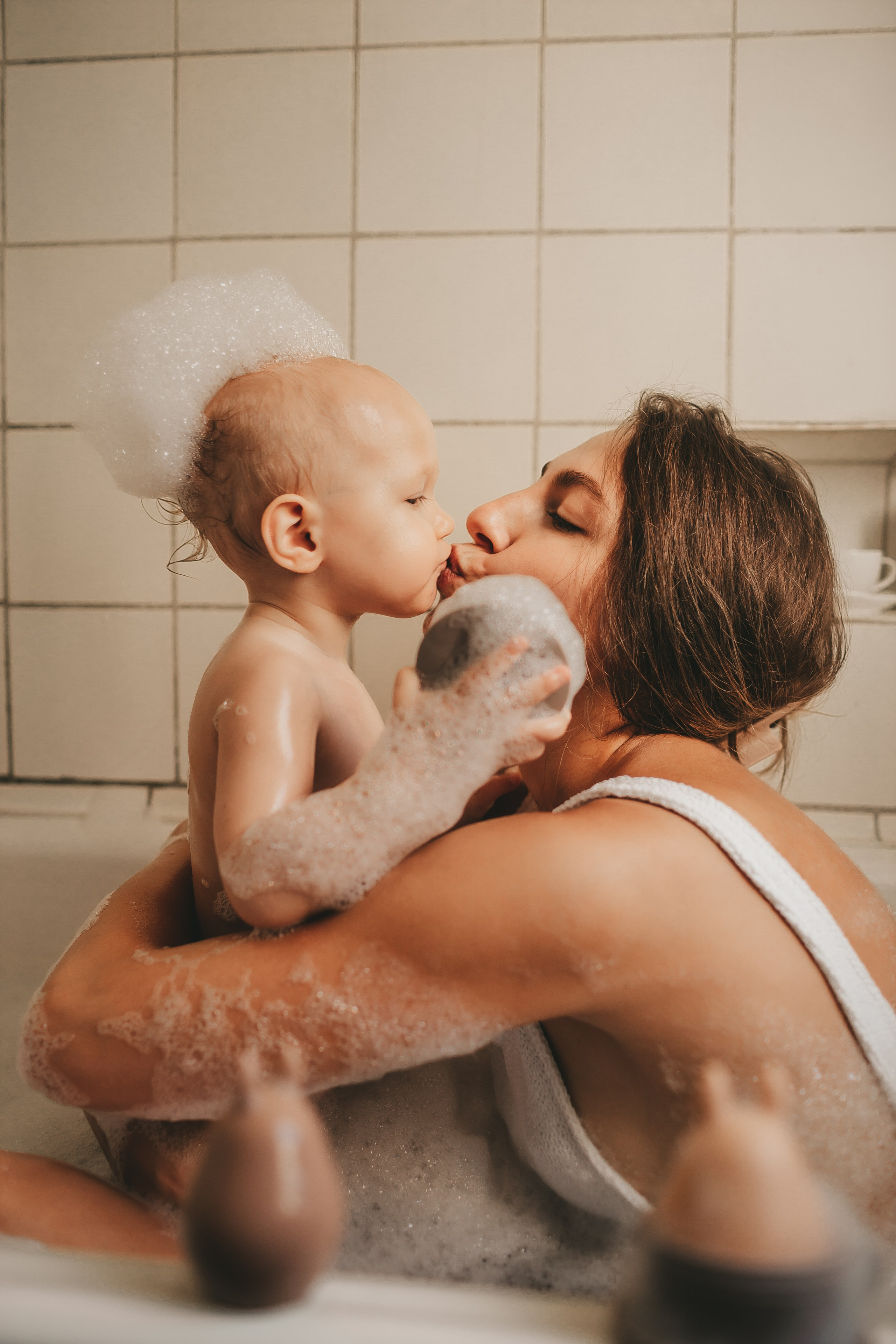 Стас, Даша и Ева (купание в ванной). Семейный и детский фотограф и видеограф в Москве, Дрокина Наталья