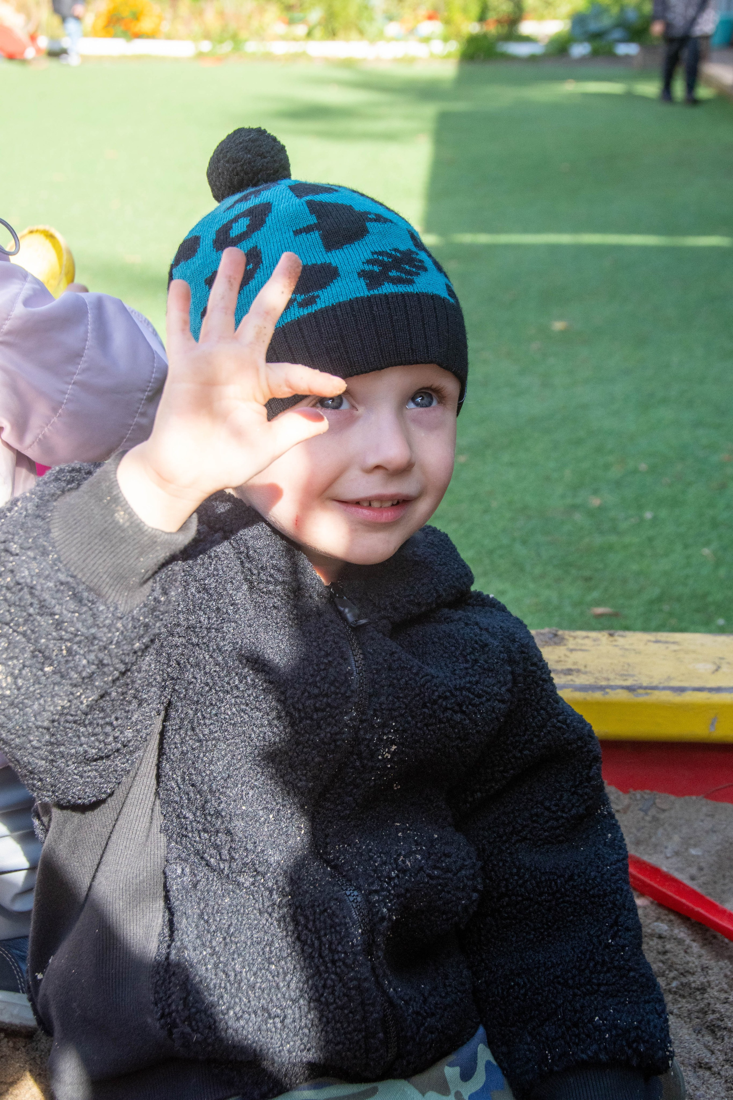 2023 г. День дошкольного работника и прогулка. Репортажный и детский фотограф в Новосибирске