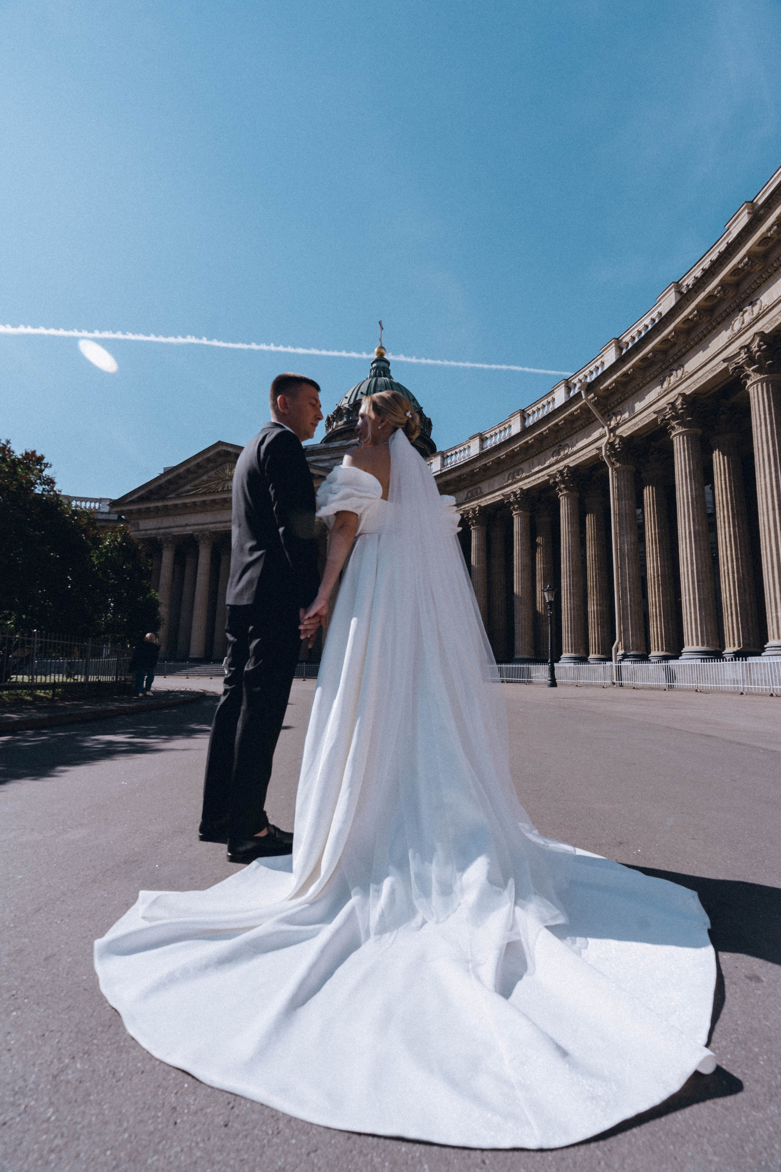 СВАДЕНБНАЯ СЬЕМКА НА КАТЕРЕ ПО КАНАЛАМ САНКТ-ПЕТЕРБУРГА И В АКВАТОРИИ НЕВЫ. Профессиональный фотограф, Санкт-Петербург — Виктория Богомолова