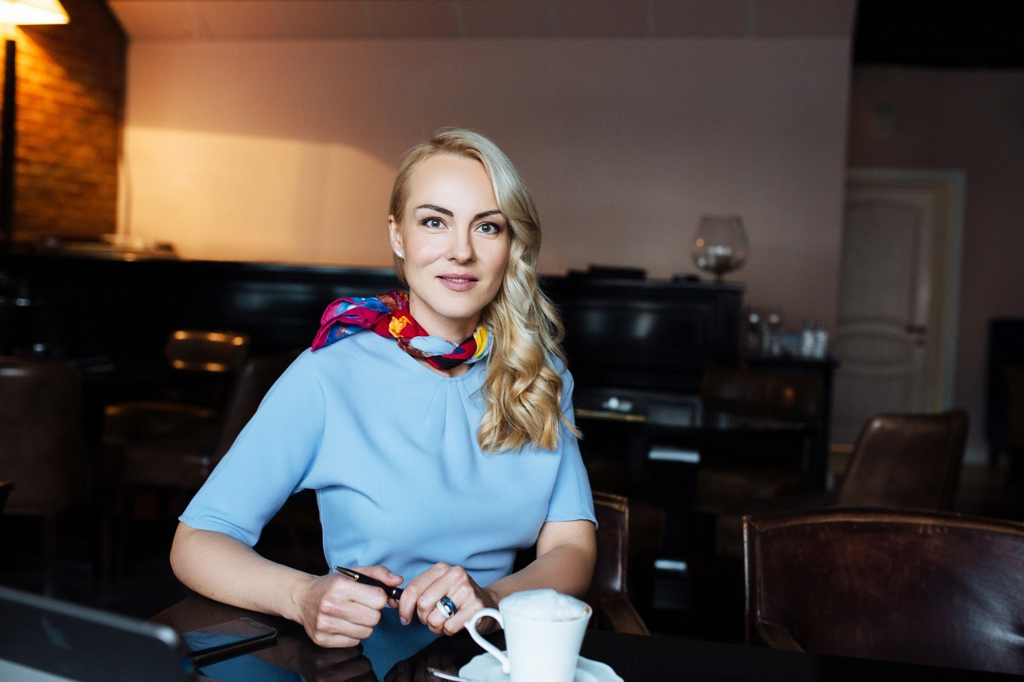 Бизнес портрет, фотосессия для деловых мужчин, женщин в Москве — Стоимость, цены на услуги фотографа на фотосъёмку для бизнеса