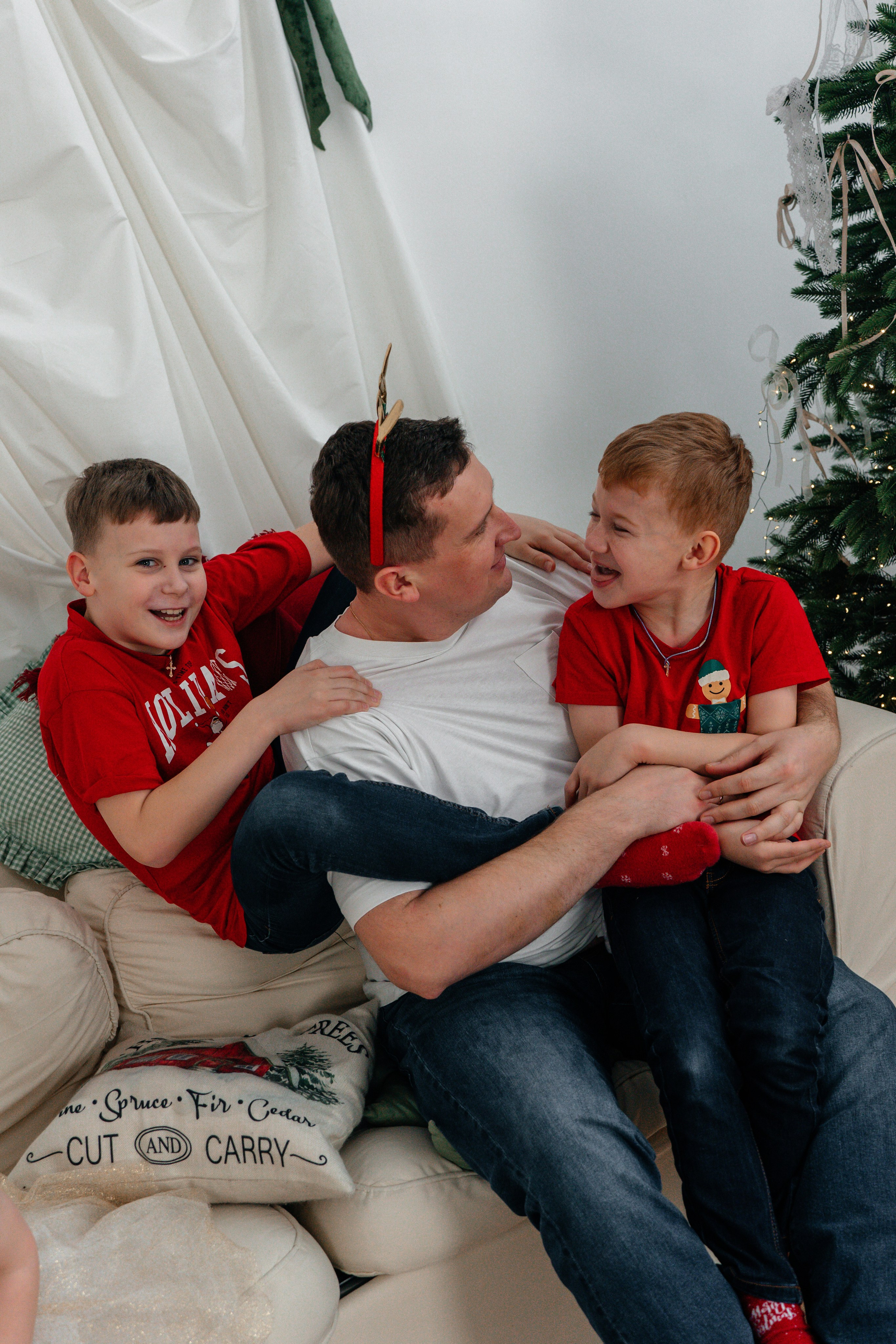 Семейная съёмка — Новый год. Ваш семейный фотограф в Минске — Вика Трегубова