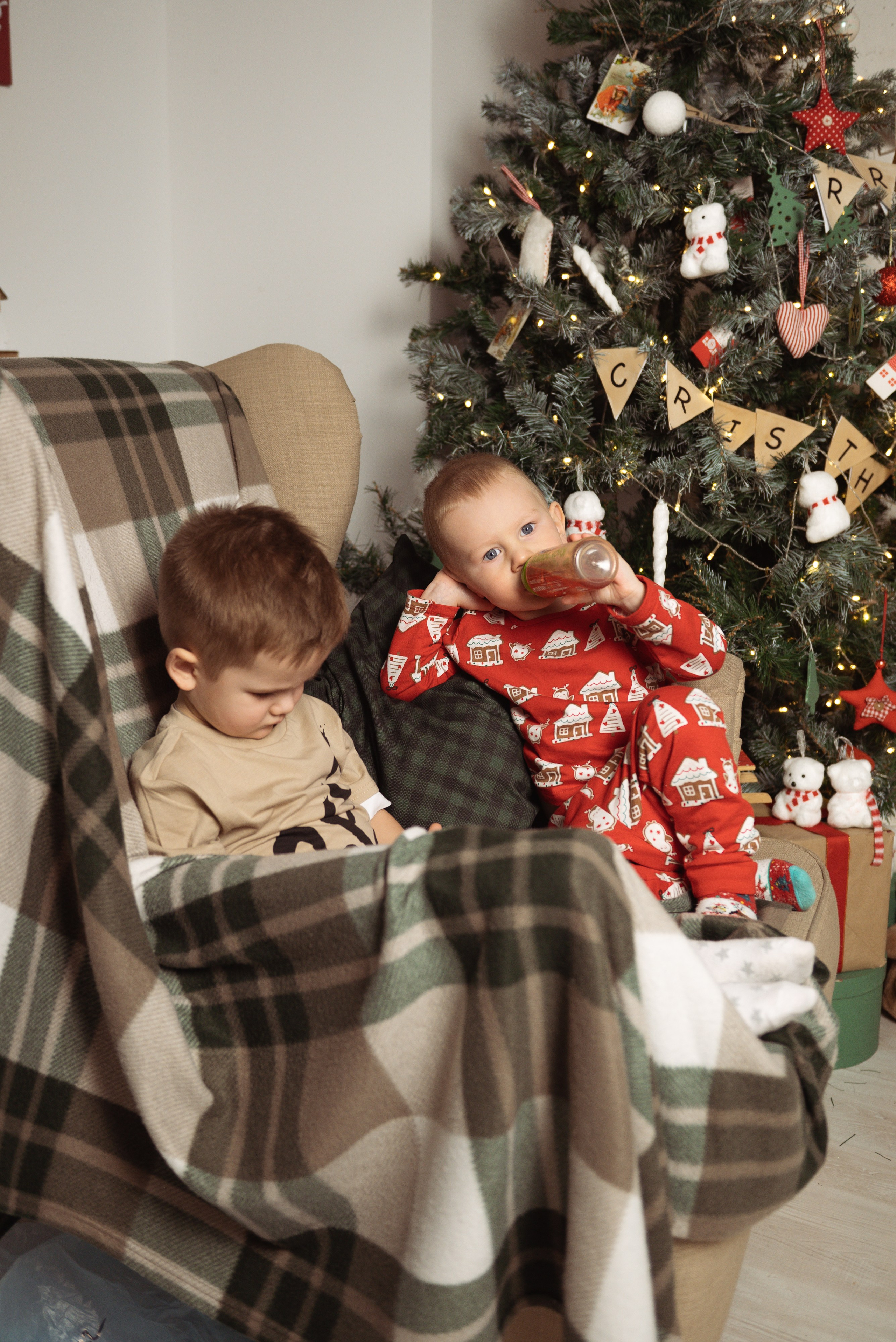 Илья и Света. Фотограф Москва Настя Профотовна. Репортажные, свадебные и контент фотосессии